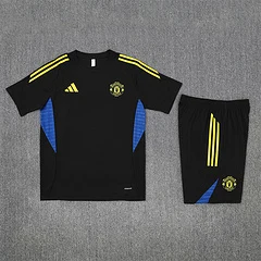 2025-26 Manchester United black short-sleeved training jersey view 19