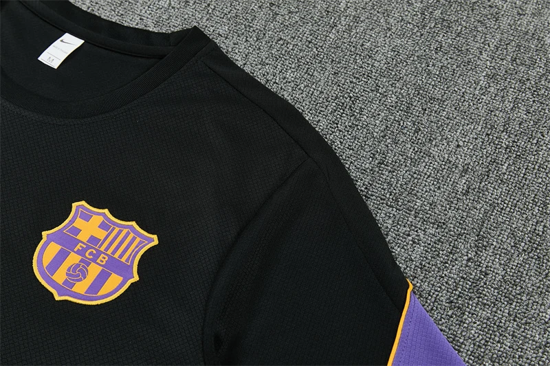 2026-27 Barcelona Black Short-Sleeve Training Jersey view 10