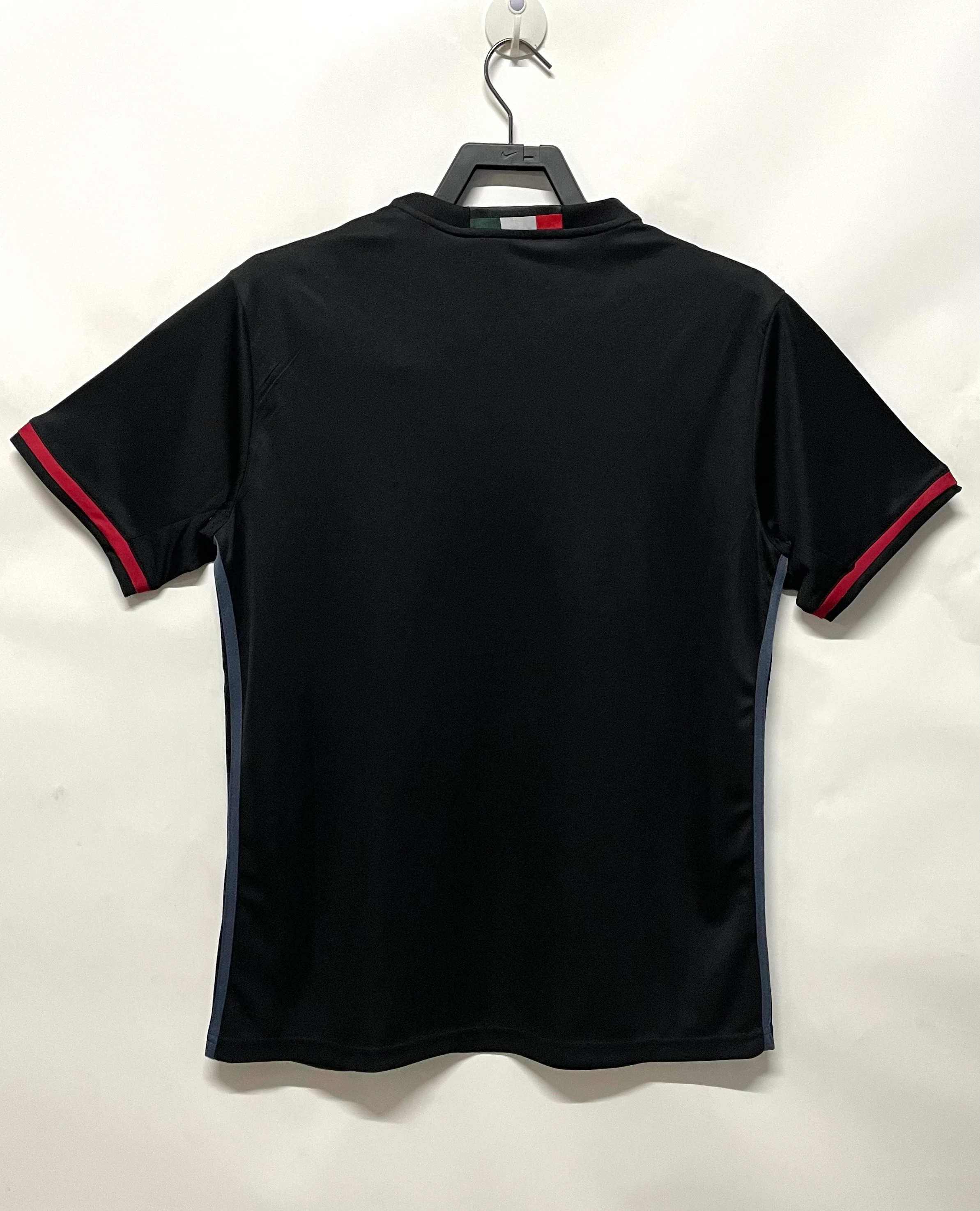 2016-17 AC Home Retro Jersey view 2