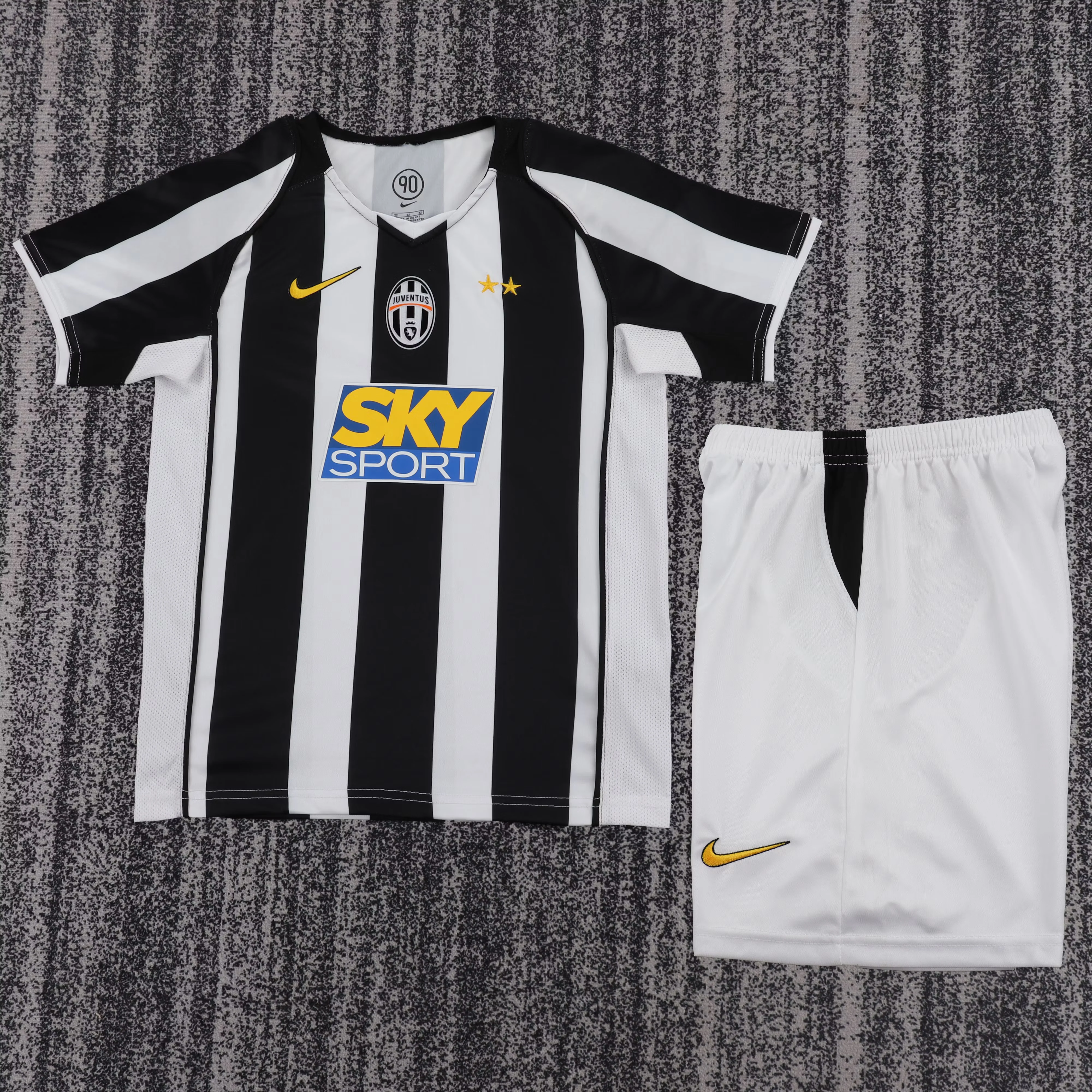 2004-05 Juventus Home Retro Jersey - Children's