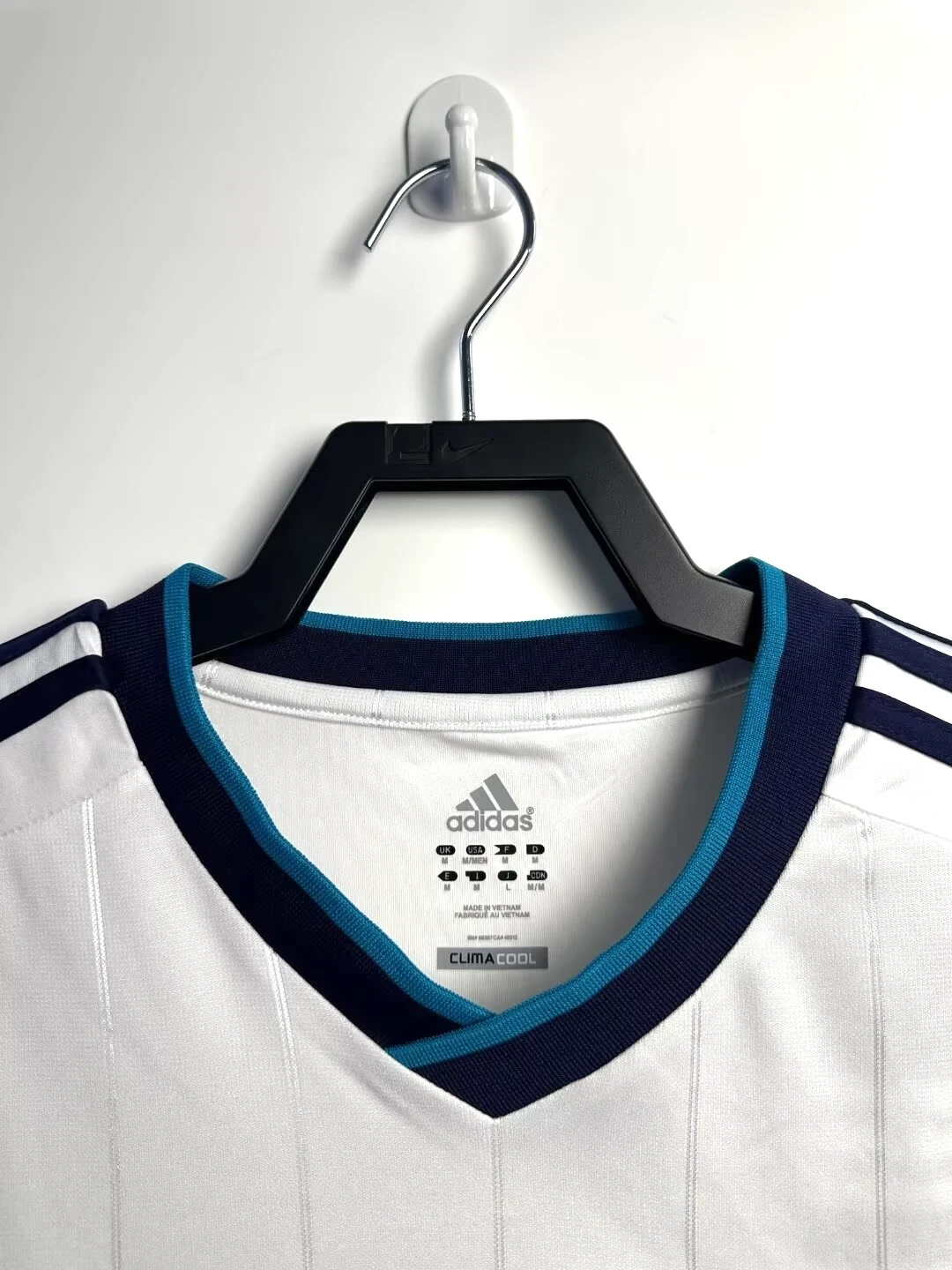 2012-13 Real Madrid Home Retro Jersey view 3