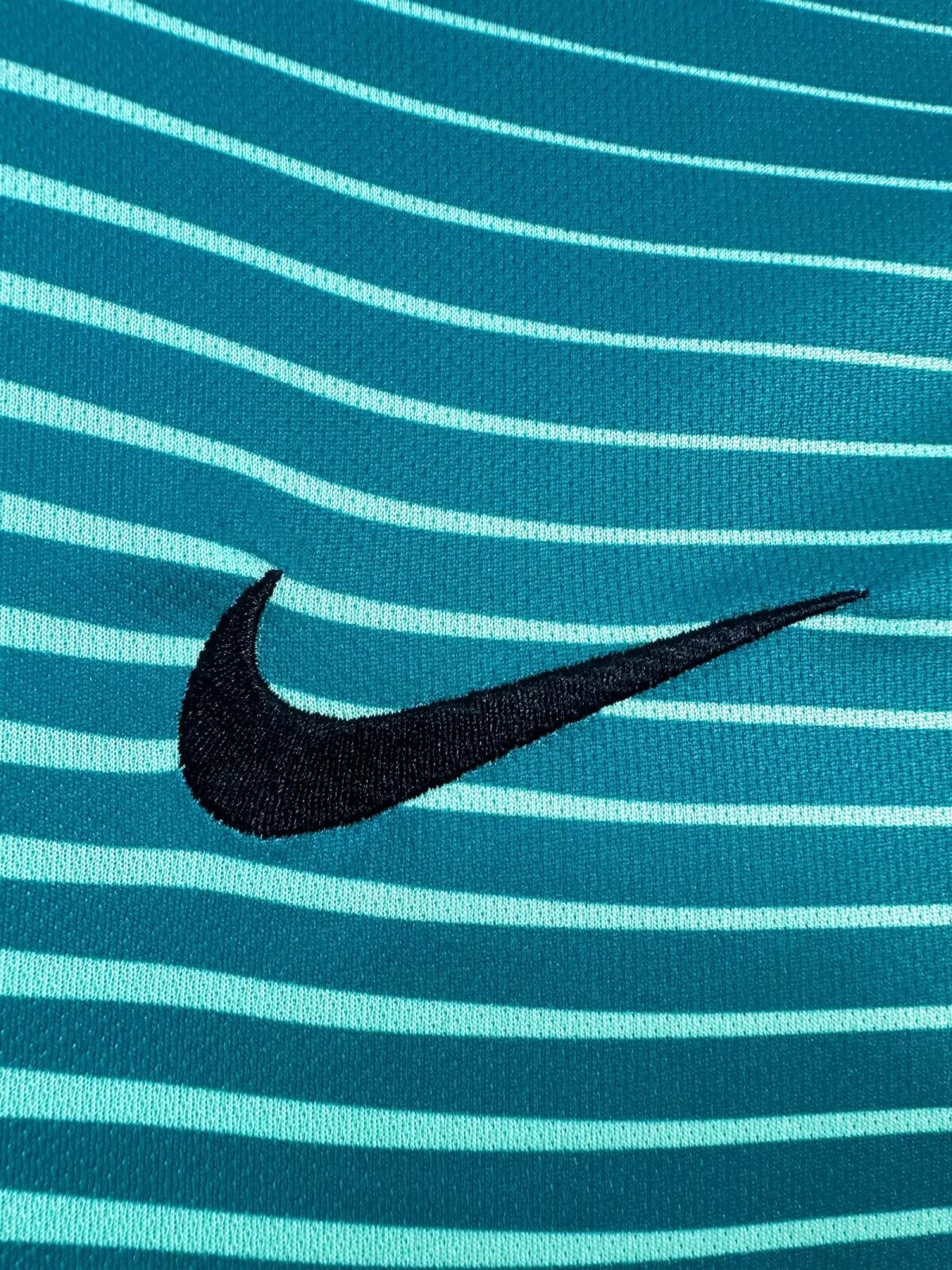 2016-17 Barcelona Second Away Retro Jersey view 8