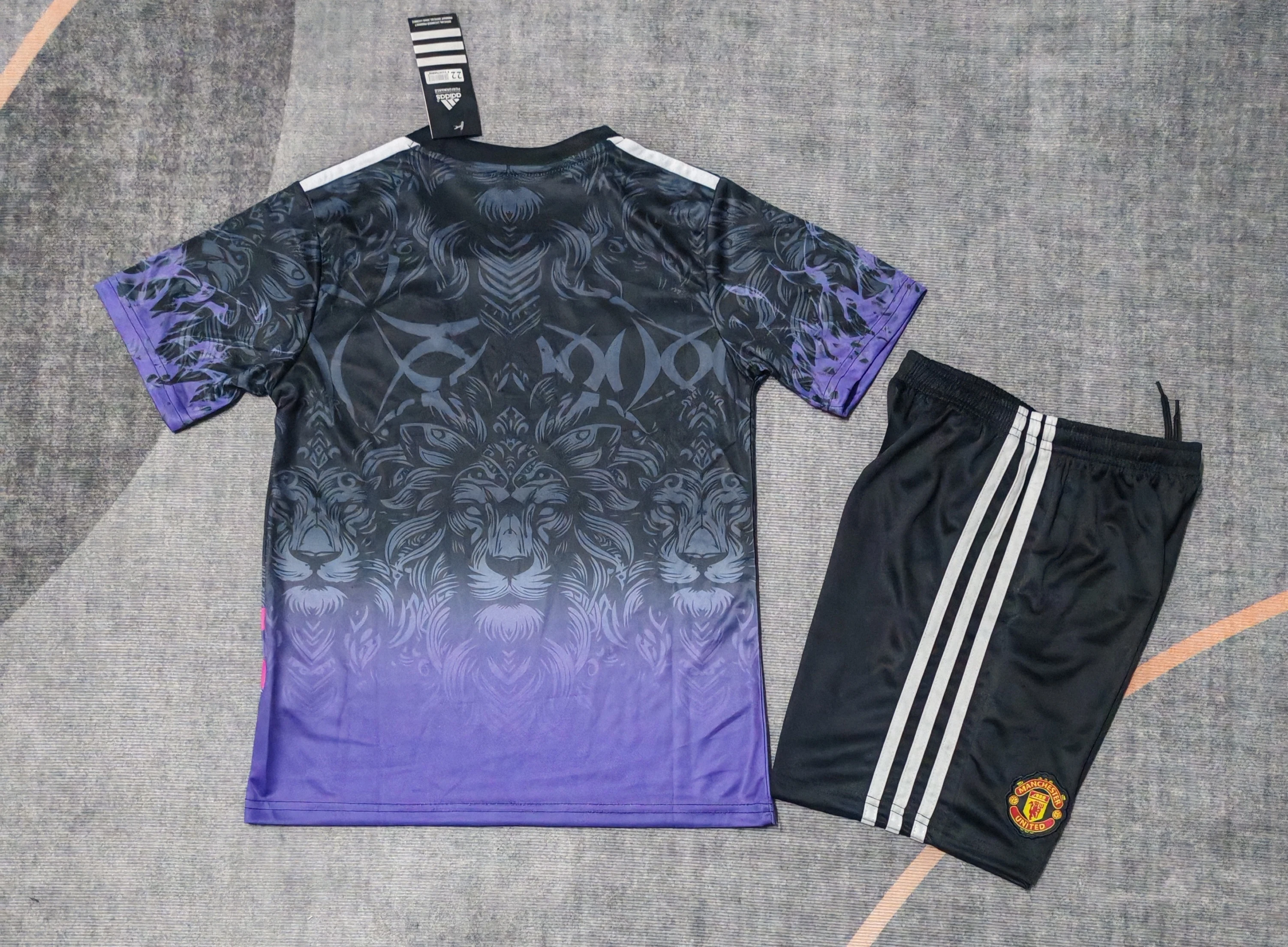 2025-26 Manchester United Training Jersey – Kids' view 2