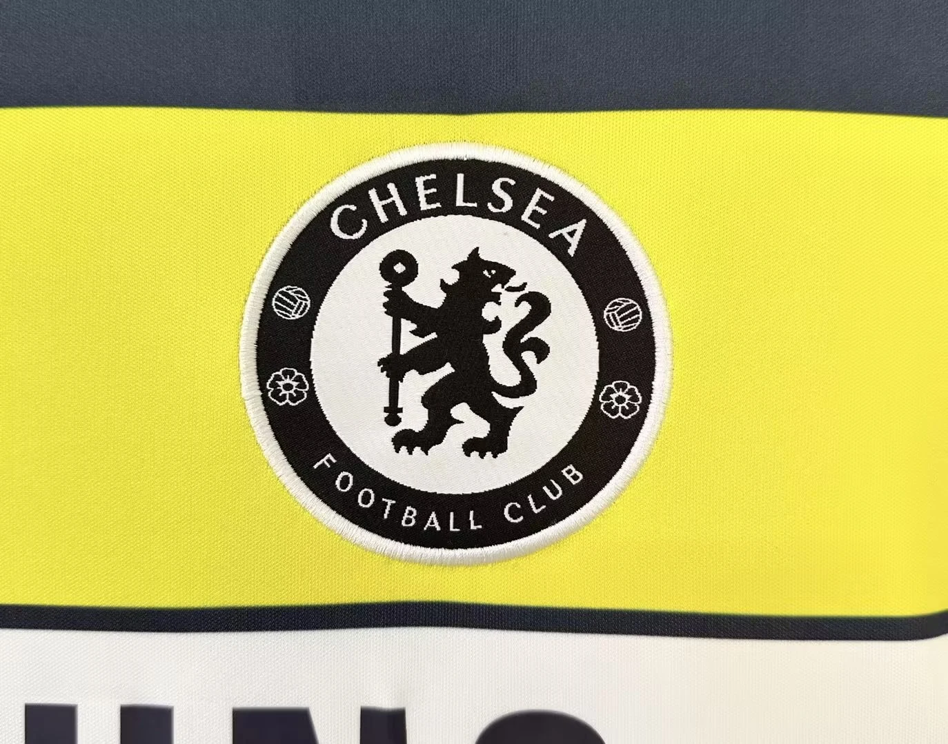 2011-12 Chelsea Second Away Retro Shirt view 6