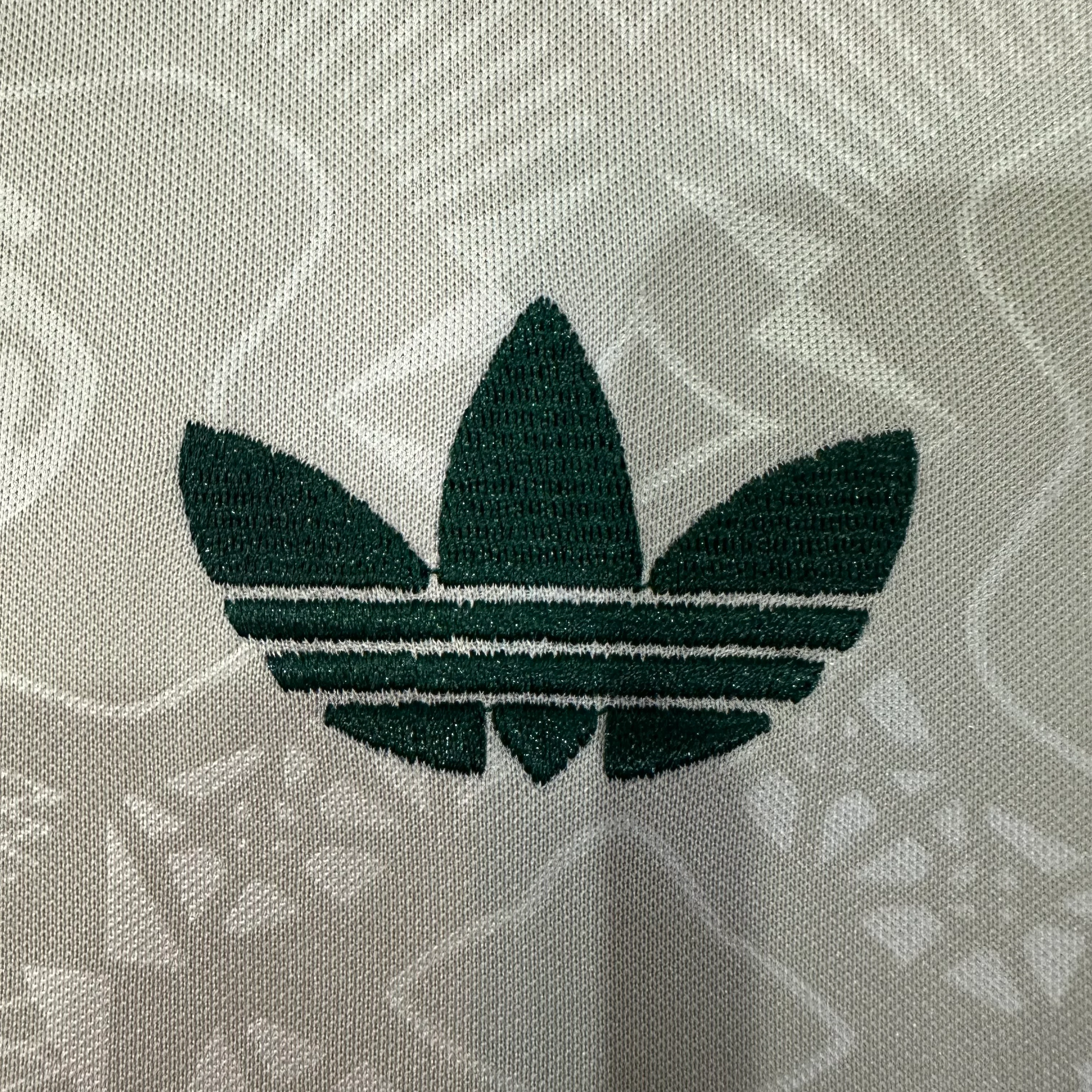 2025-26 Bayern Munich Oktoberfest Special Edition Jersey view 6