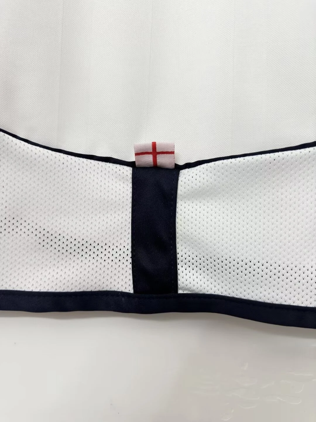 2002 England Home Retro Jersey view 7