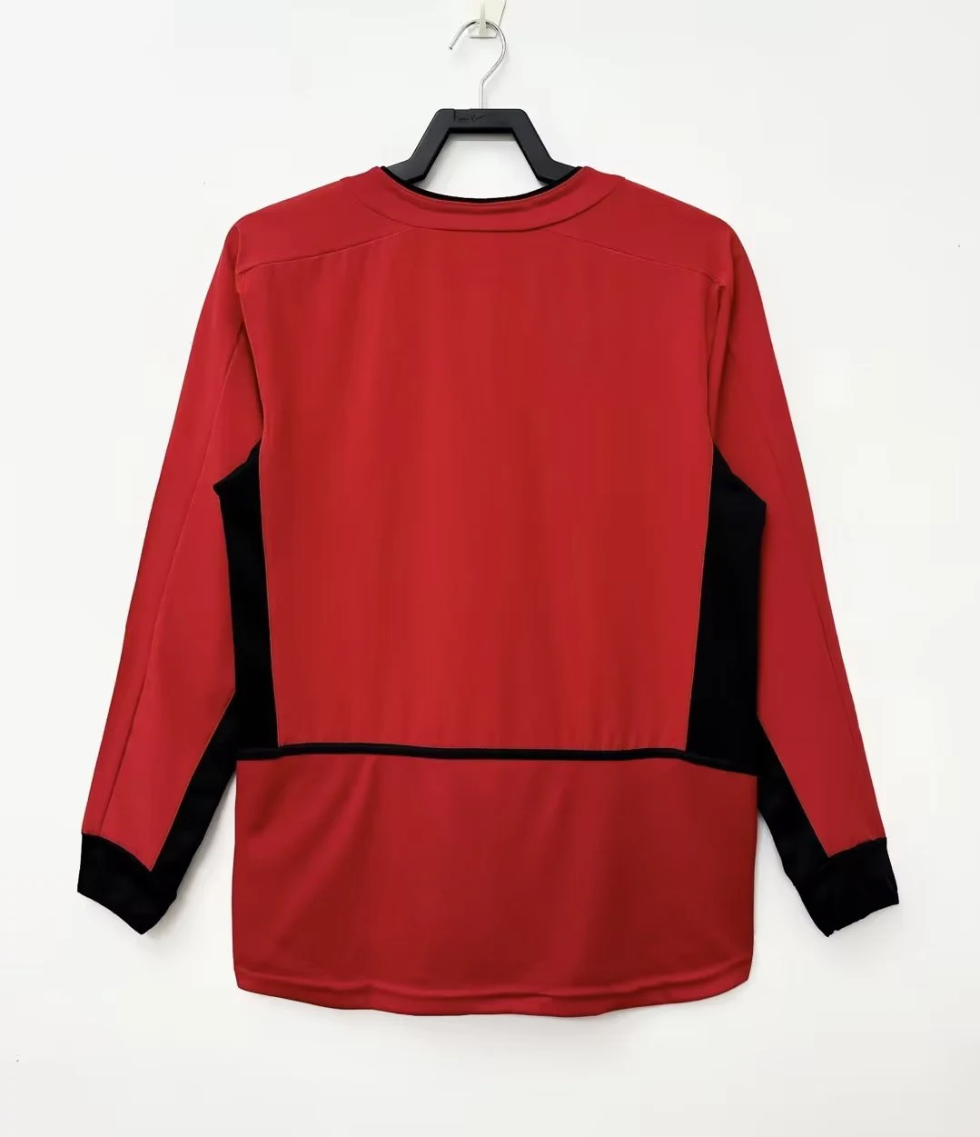 2002-04 Manchester United Home Long Sleeve Retro Shirt view 2