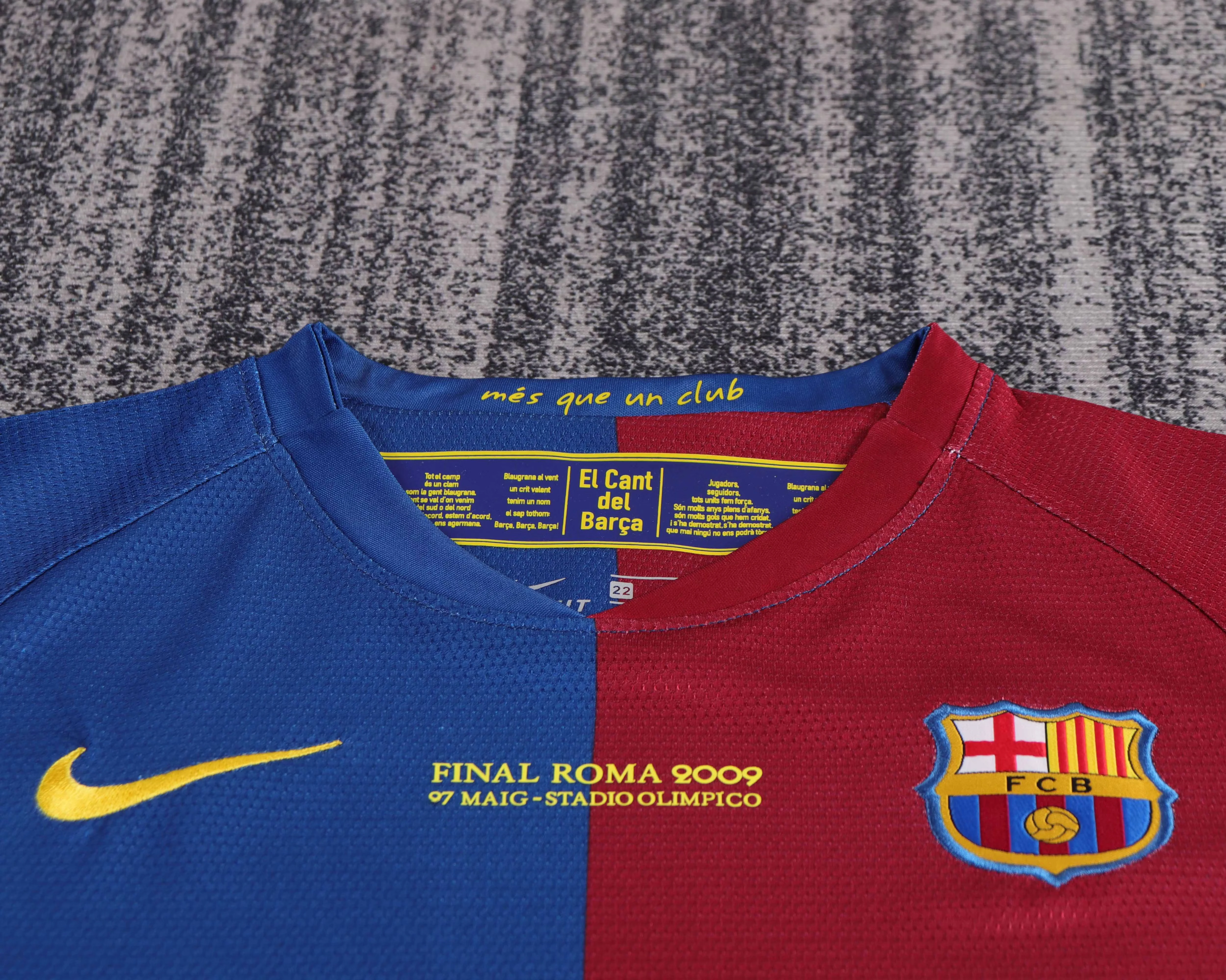 2008-09 Barcelona Home Champions League Retro Shirt - Kids Size view 10