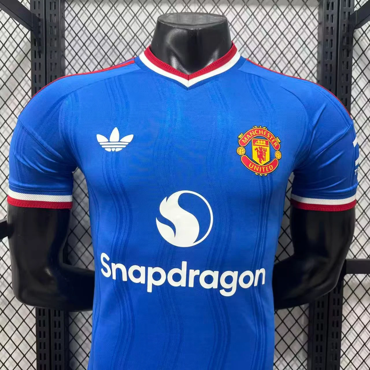 2026-27 Manchester United Away Shirt – Player Version view 3
