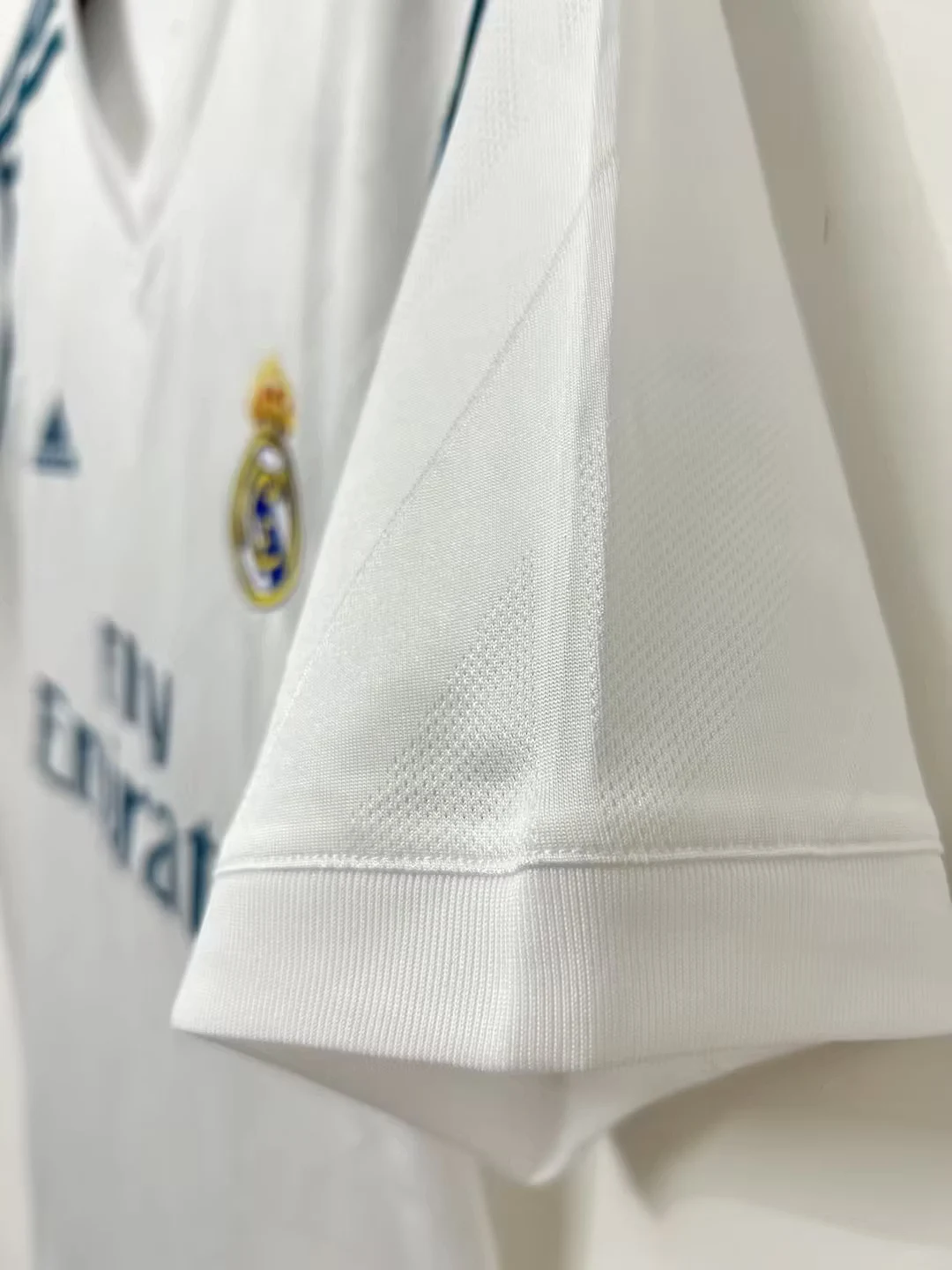 2017-18 Real Madrid Home Retro Jersey view 13