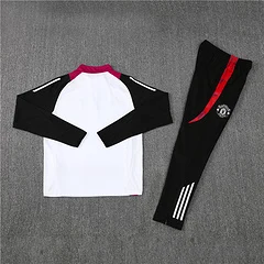 2025-26 Manchester United White Half-Raised Training Jersey view 19