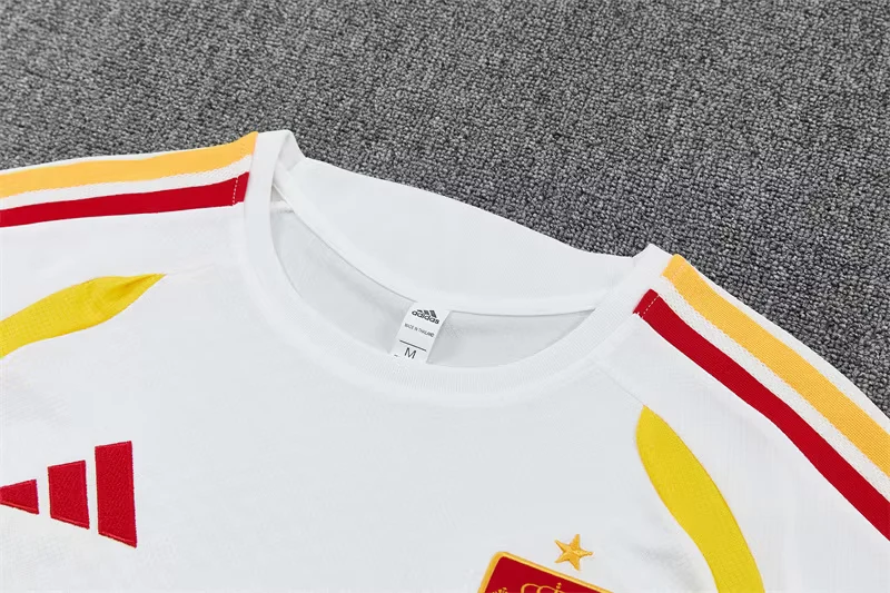 2026-27 Spain White Short-Sleeve Training Jersey view 5