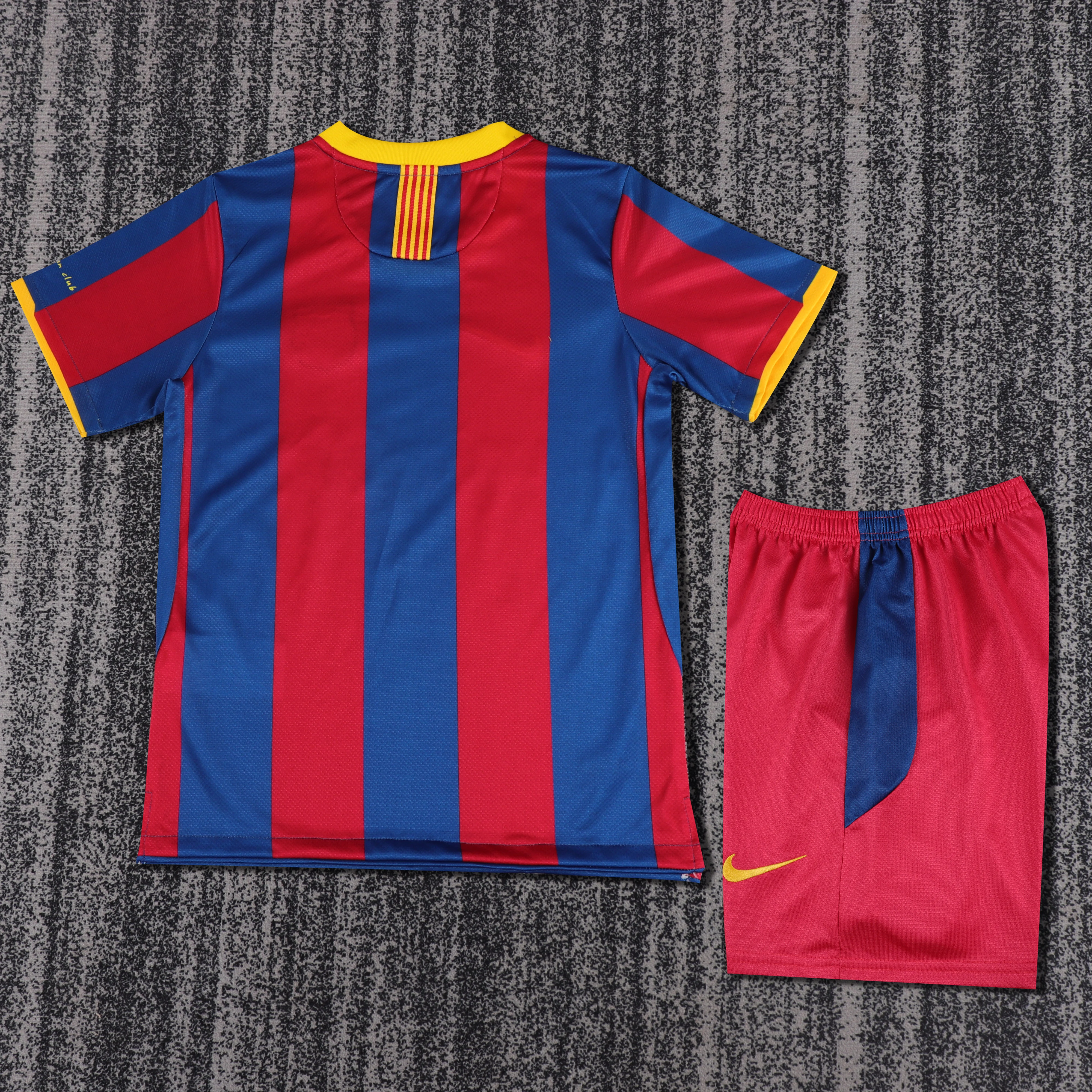 2010-11 Barcelona Home Retro Shirt - Kids Sizes view 2