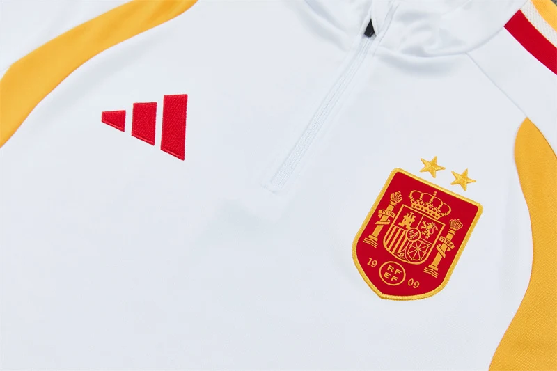 2026-27 Spain White Half-Zip Training Jersey (Two Stars) view 10
