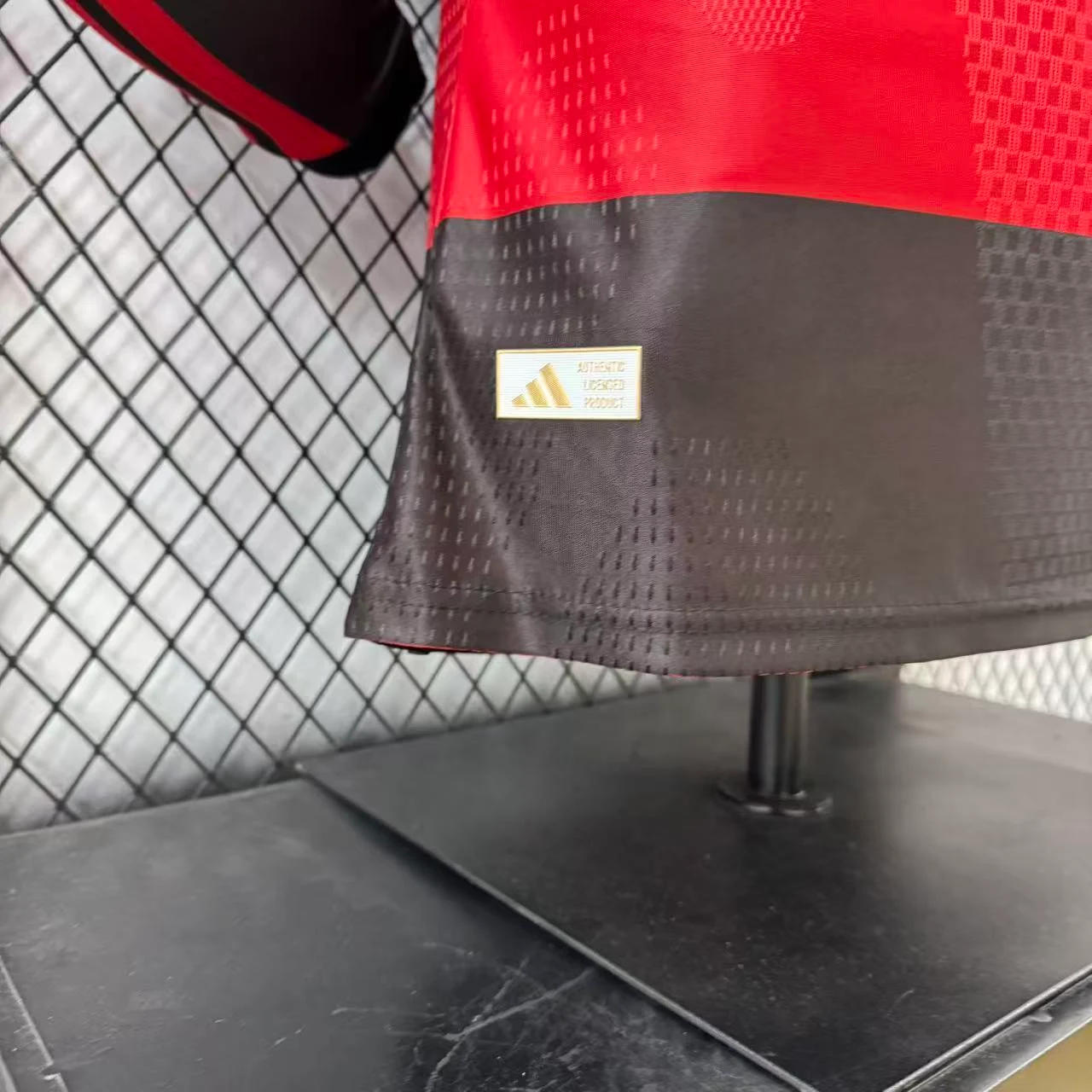 2026-27 Flamengo Home Long-Sleeve Jersey - Player Version view 9