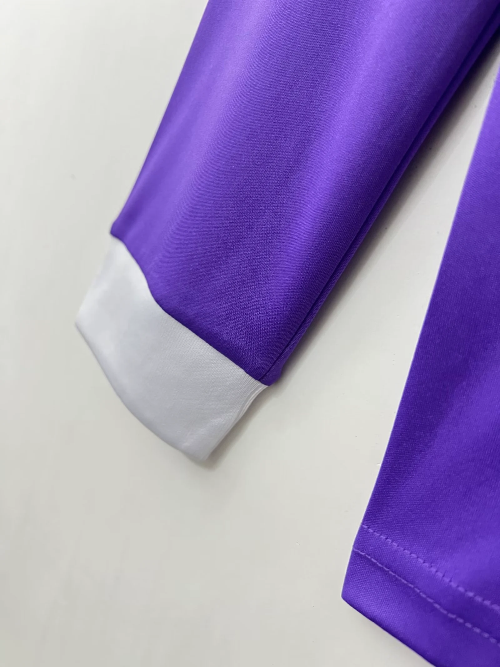 2016-17 Real Madrid Away Long Sleeve Retro Jersey view 3