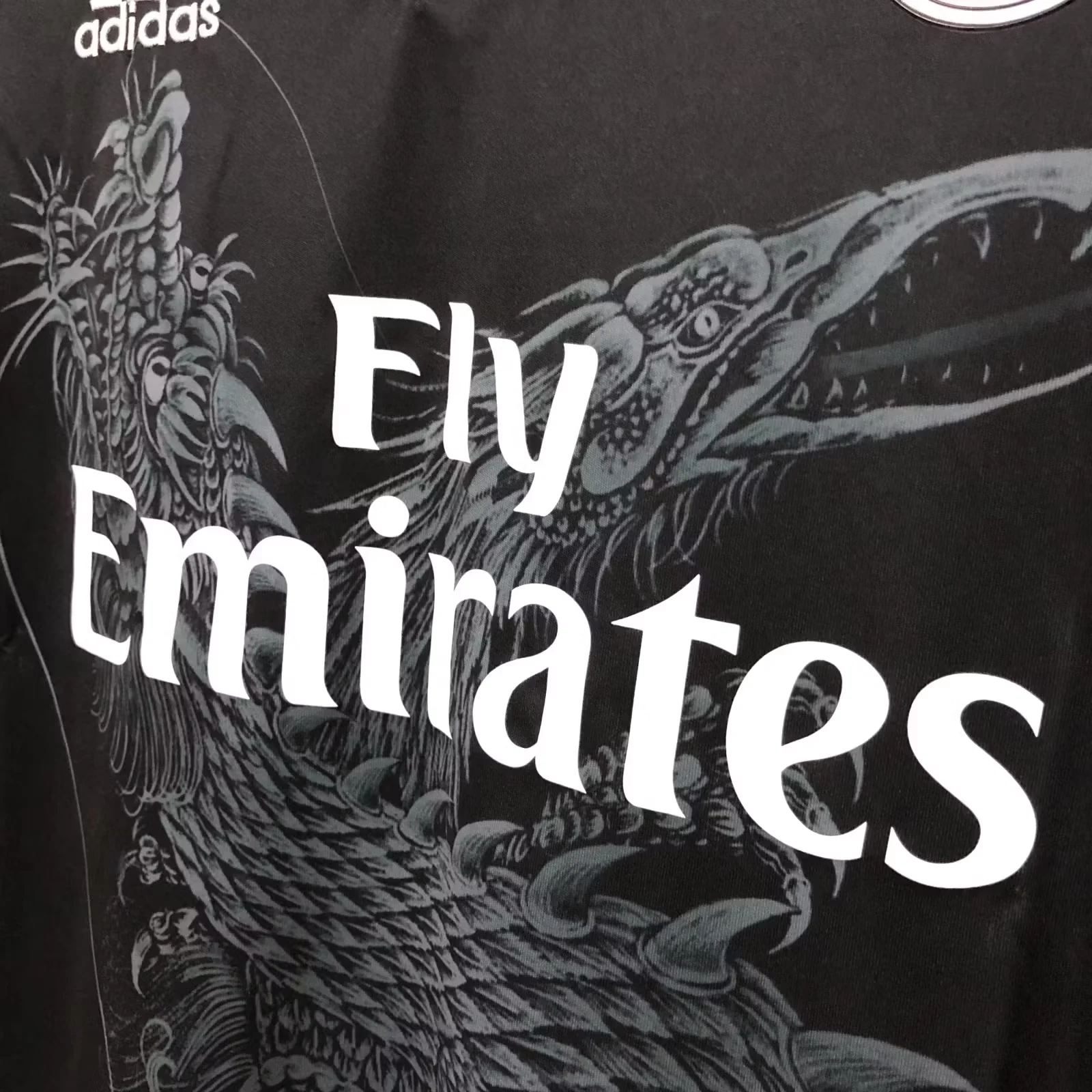 2014-15 Real Madrid Second Away Retro Jersey view 7
