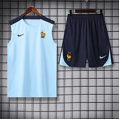 2024-25 France training vest view 17