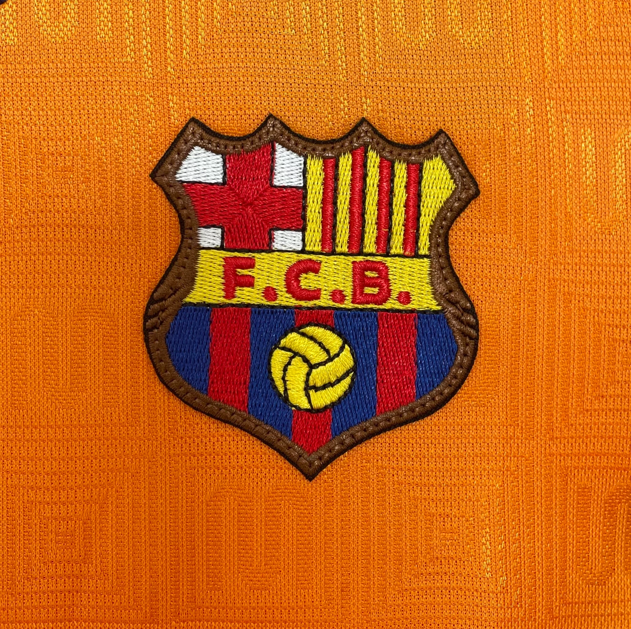 1989–92 Barcelona Away Retro Jersey view 3