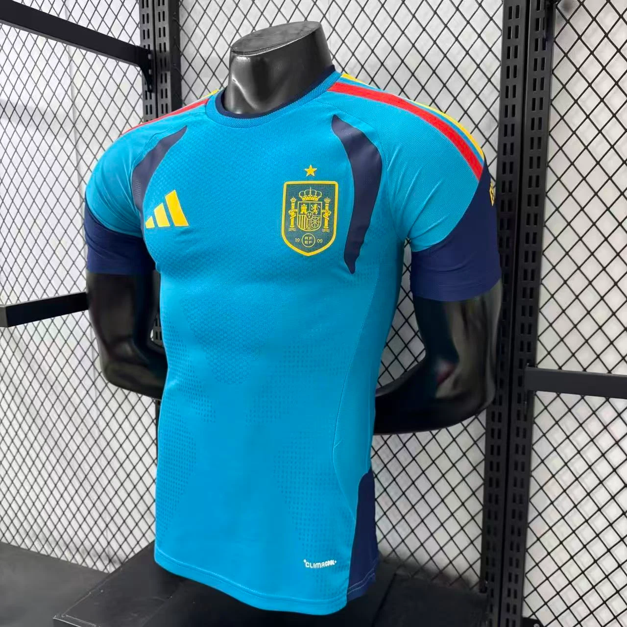 2026 Spain Training Jersey – Player Version view 9