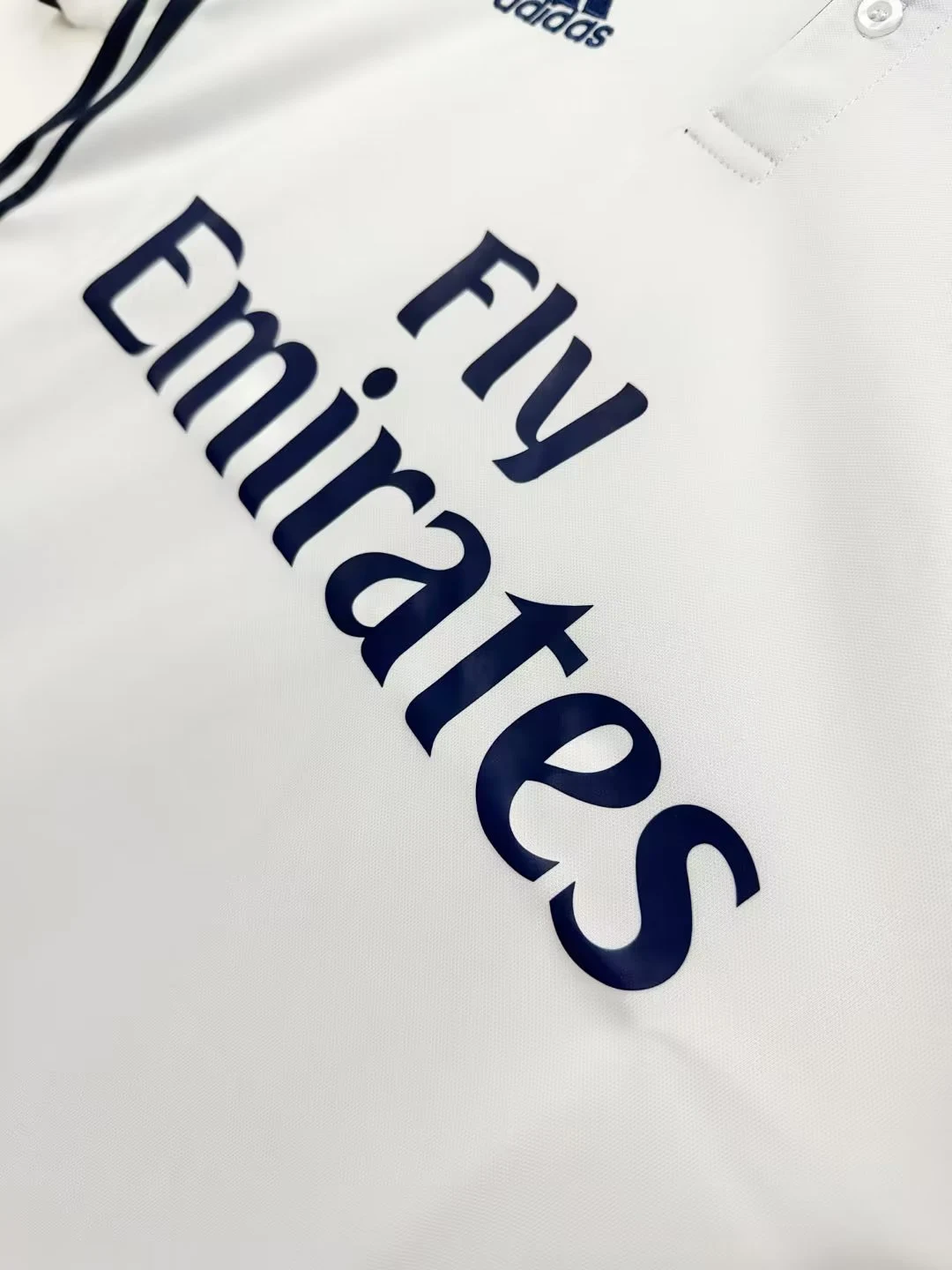 2016-17 Real Madrid Home Retro Jersey view 6