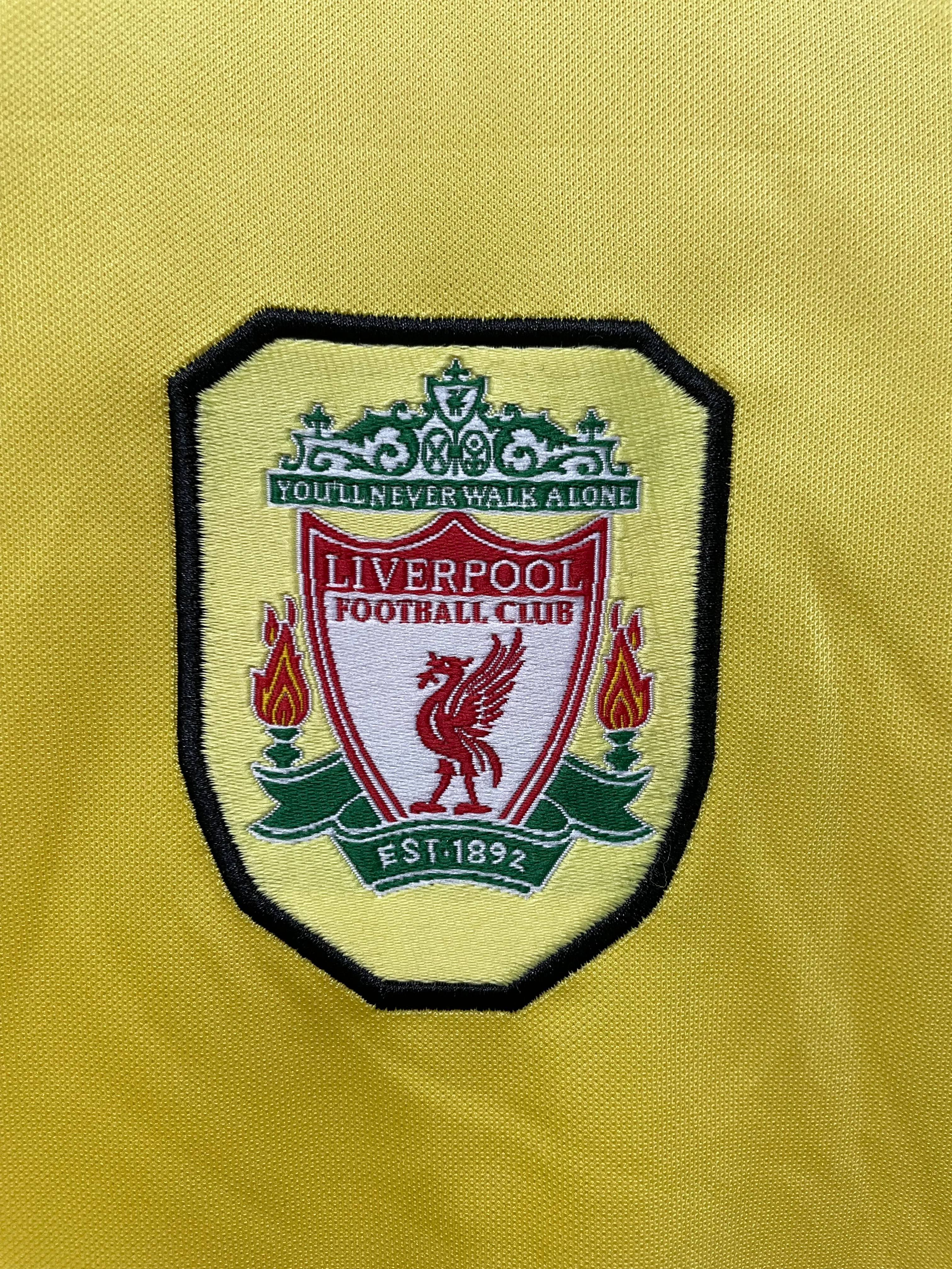 2004-05 Liverpool Away Retro Shirt view 7