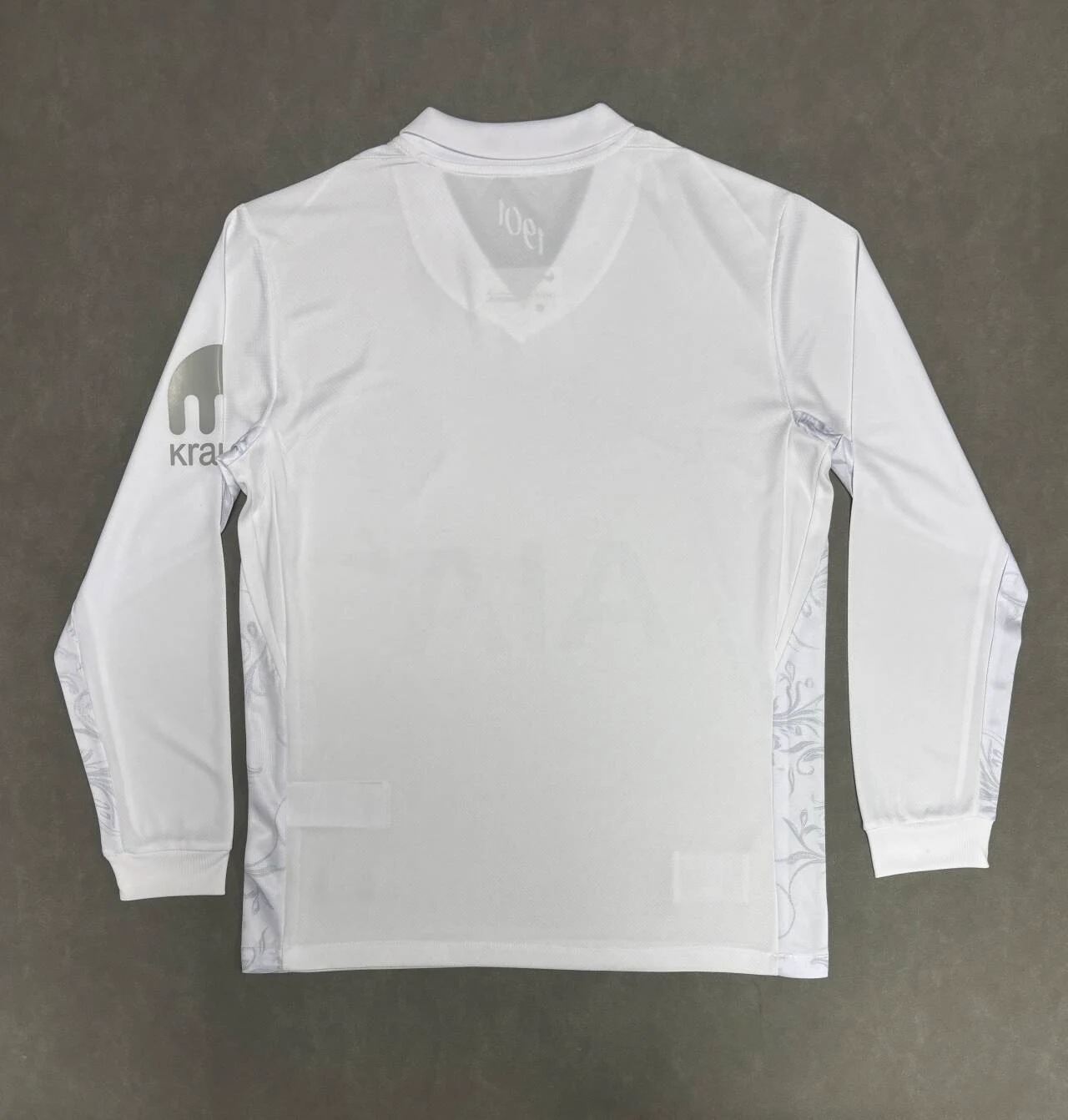 2025–26 Tottenham Hotspur 125th Anniversary Long-Sleeve Jersey view 2