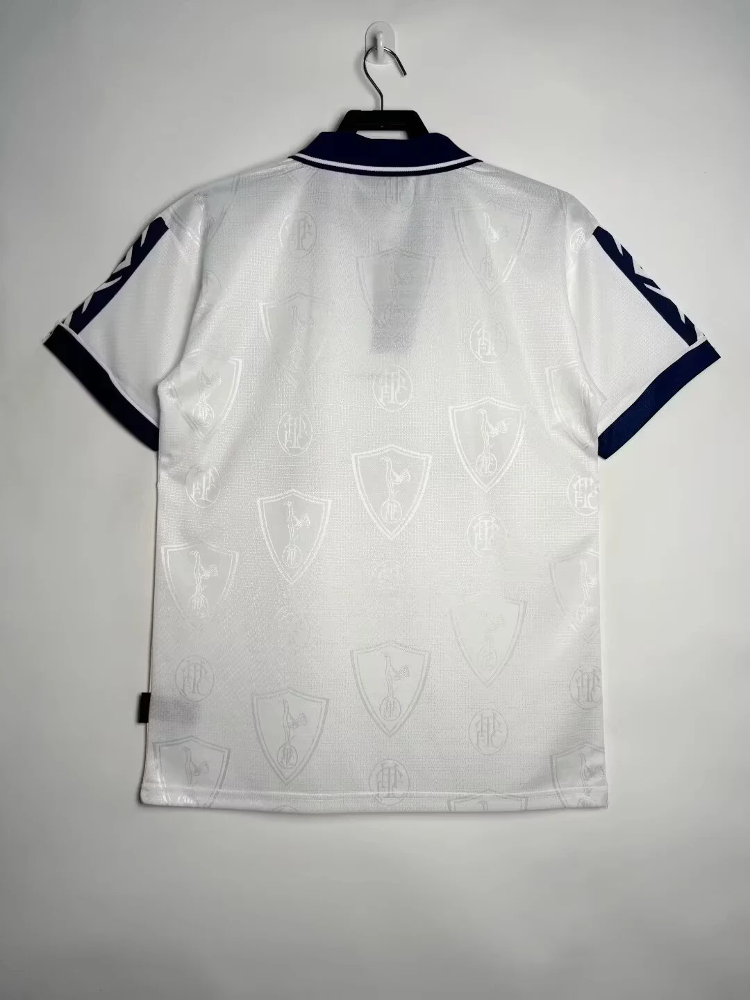 1995-97 Tottenham Hotspur Home Retro Jersey view 2
