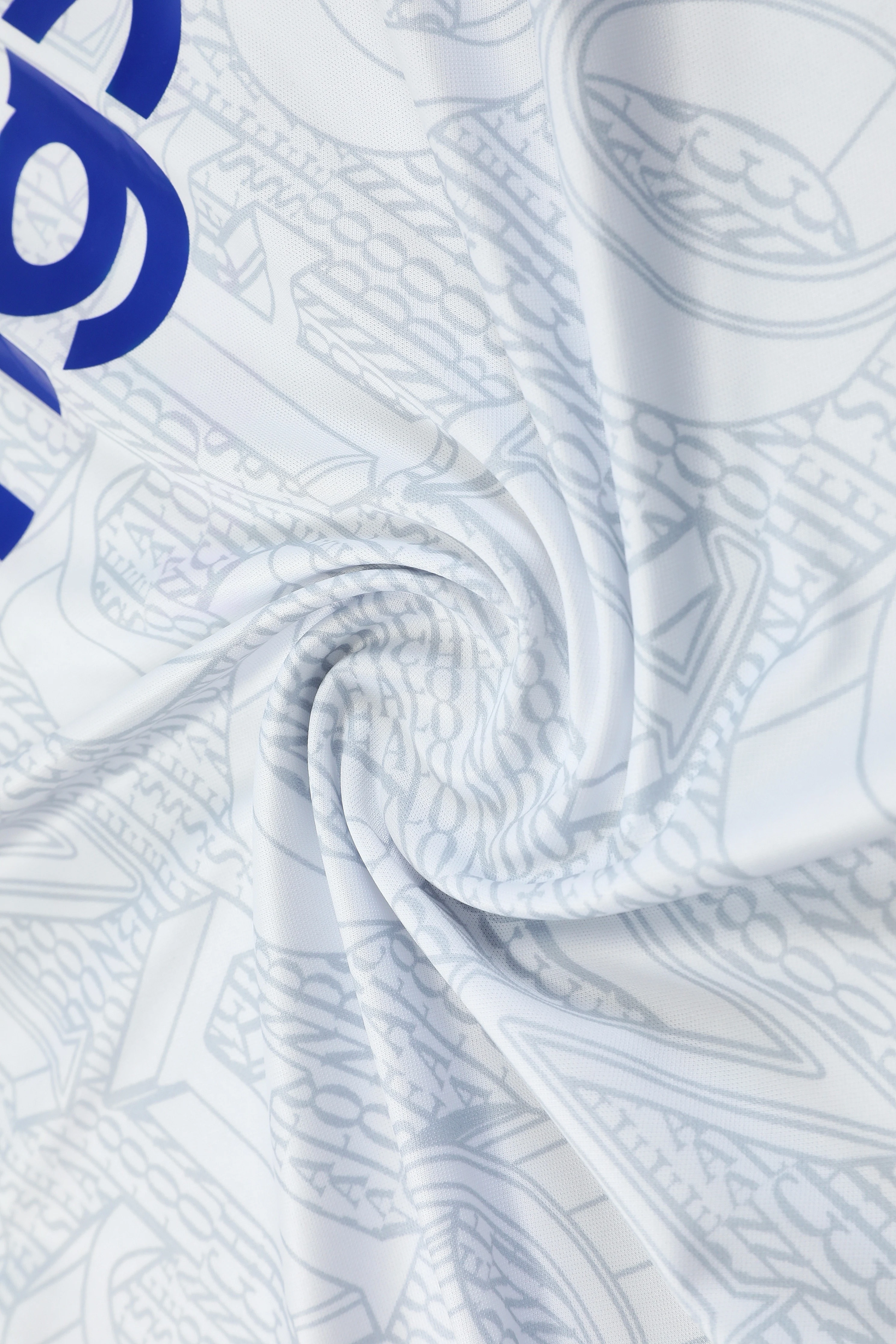 2025-26 Chelsea training vest jersey view 5