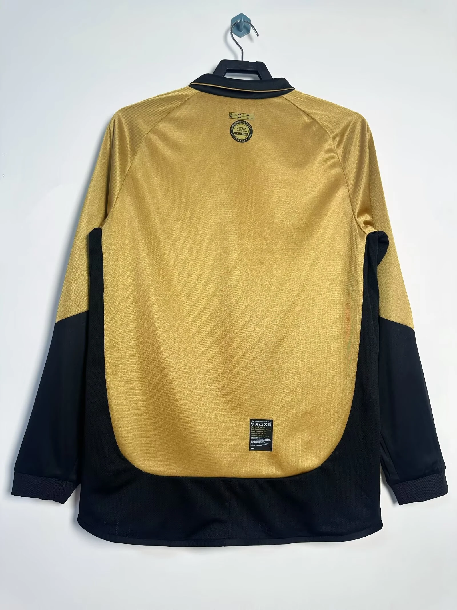 2007-08 Manchester United Reversible Centenary Retro Long-Sleeve Jersey view 5