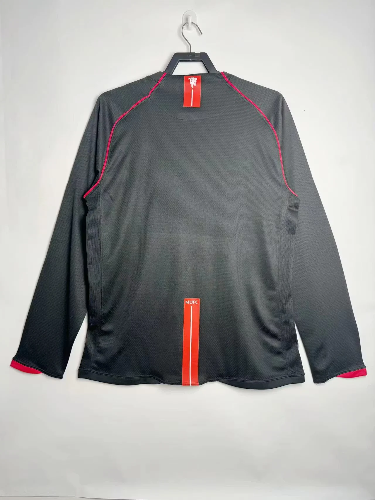 2007-08 Manchester United Away Black Long Sleeve Retro Shirt view 2