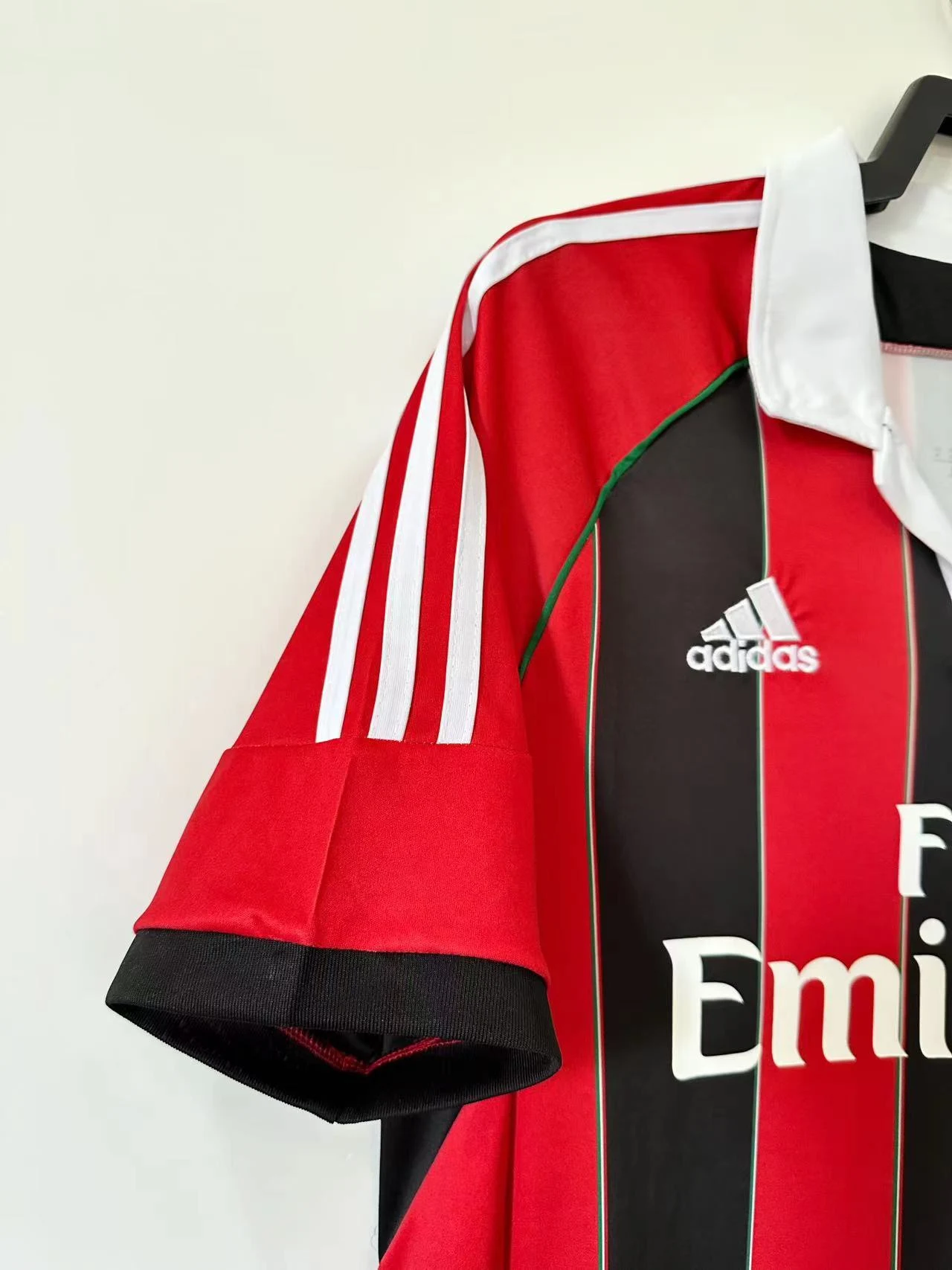 2012-13 AC Home Retro Jersey view 6