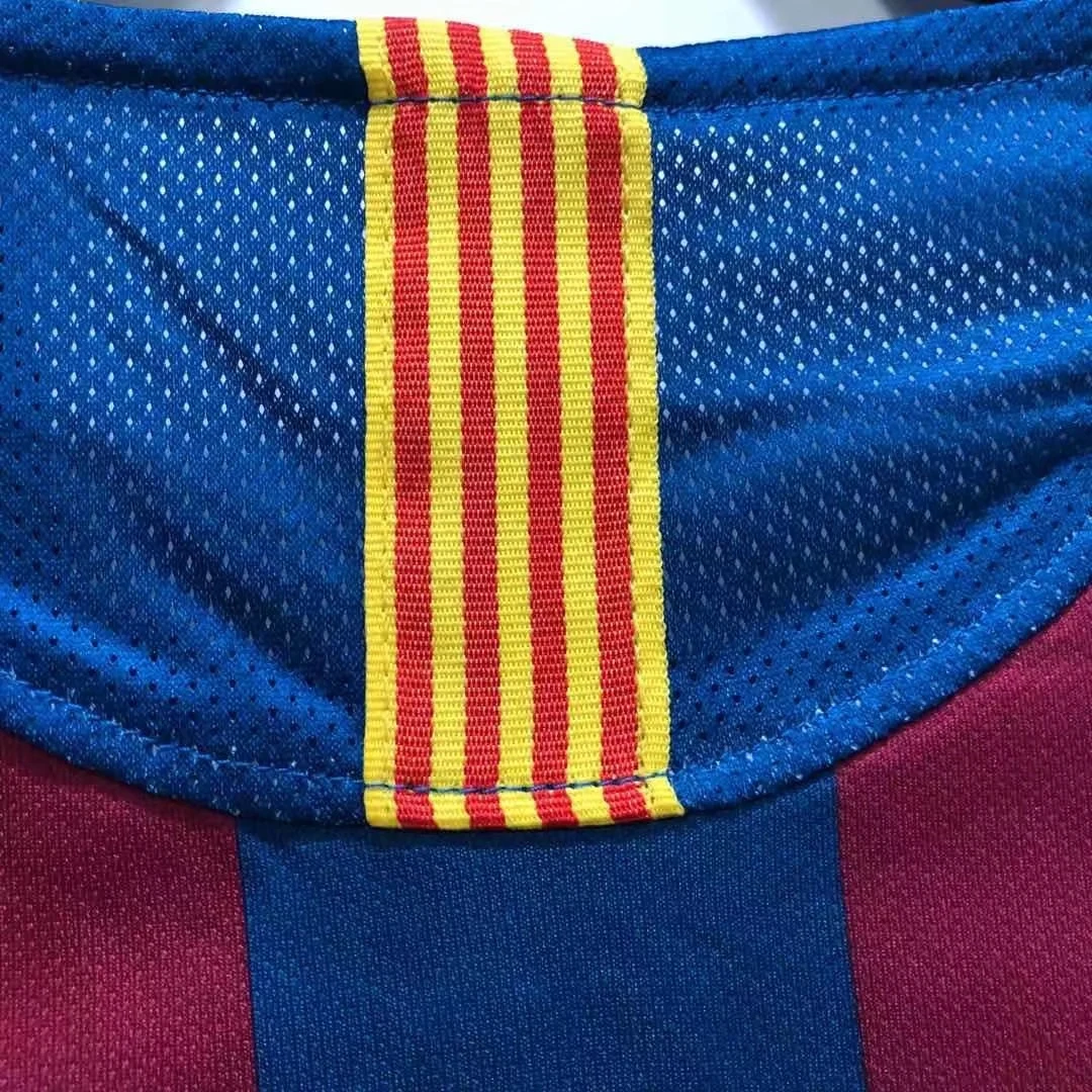 2005-06 Barcelona Home Retro Jersey - Champions League Edition view 3