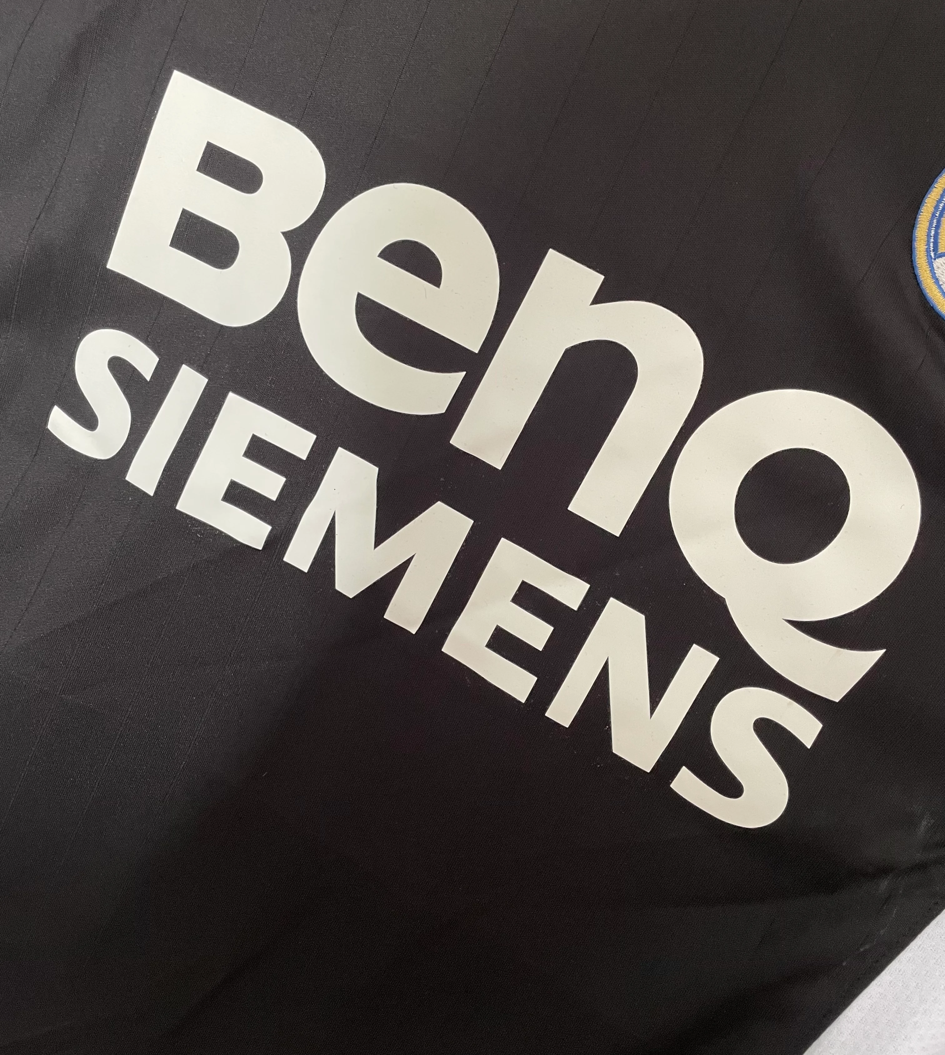 2006-07 Real Madrid Second Away Retro Long-Sleeve Jersey view 3
