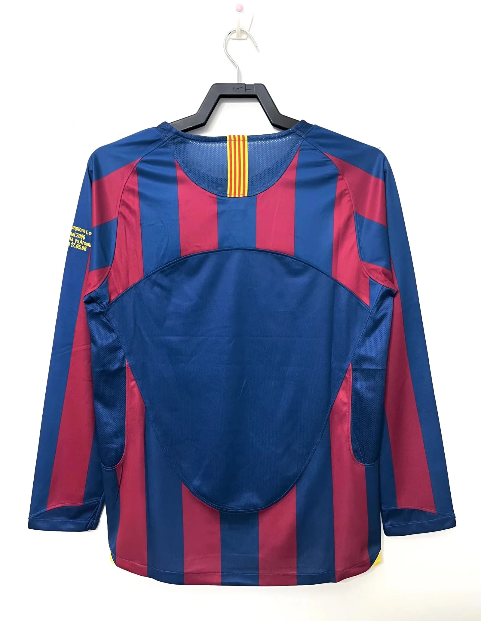 2005-06 Barcelona Home Long Sleeve Retro Shirt - Champions League Edition view 2