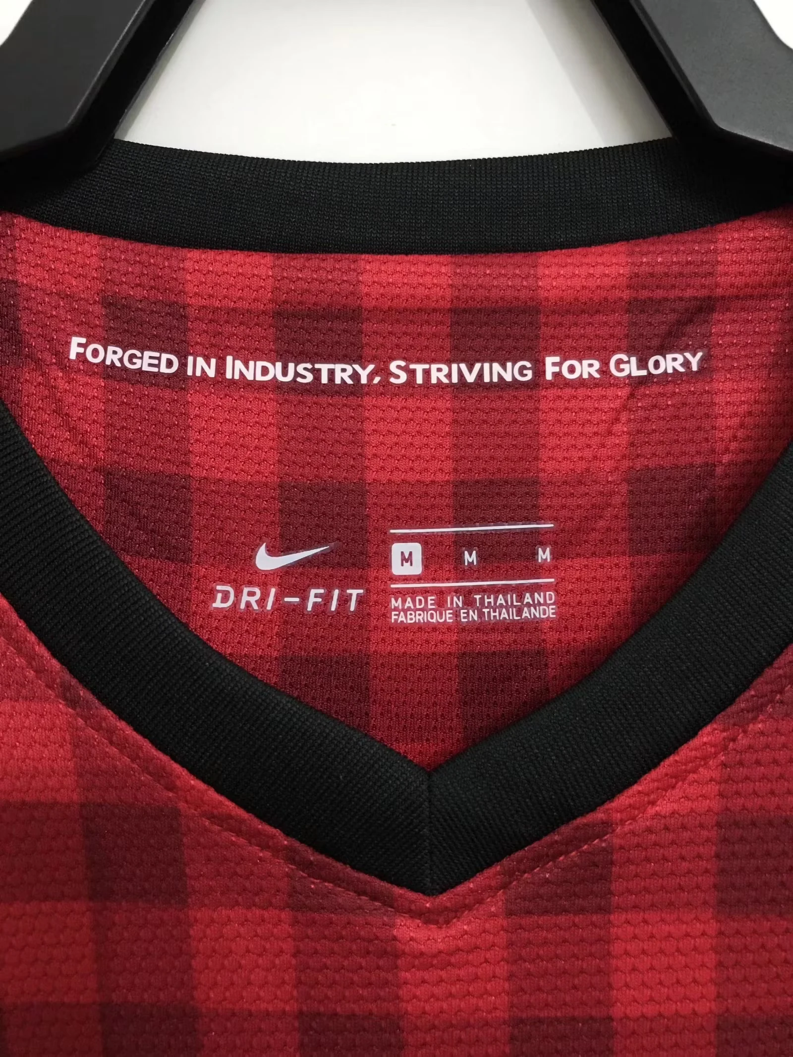 2012-13 Manchester United Home Retro Shirt view 9