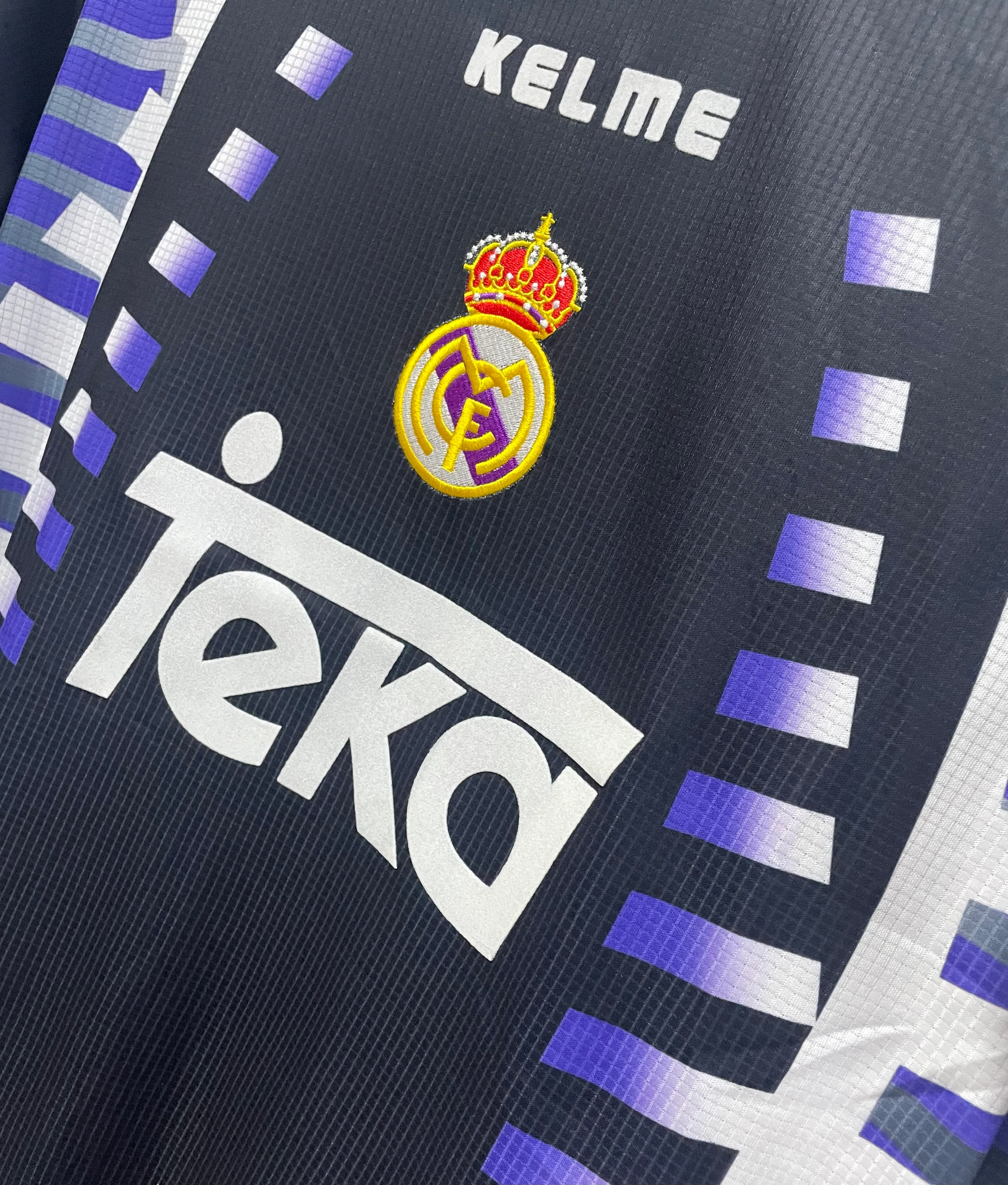 1997-98 Real Madrid Second Away Retro Jersey view 3