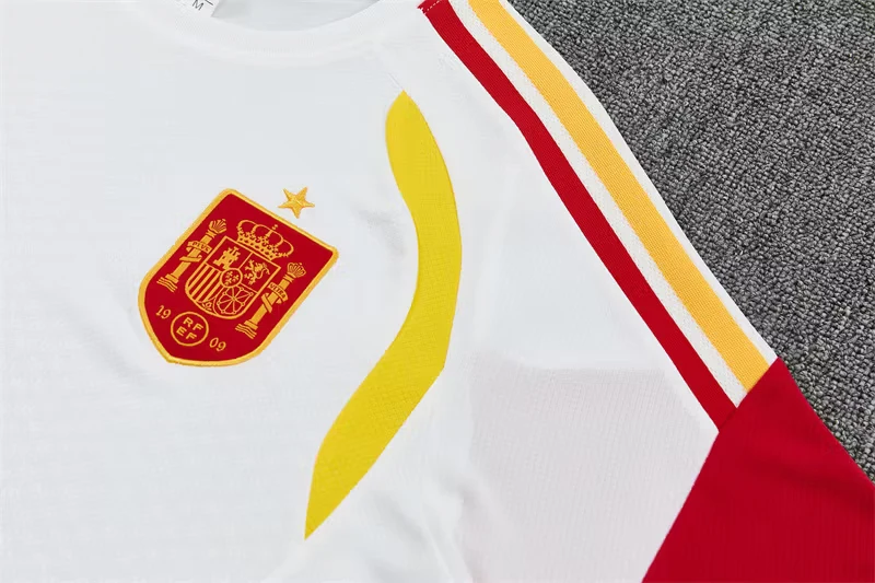 2026-27 Spain White Short-Sleeve Training Jersey view 6
