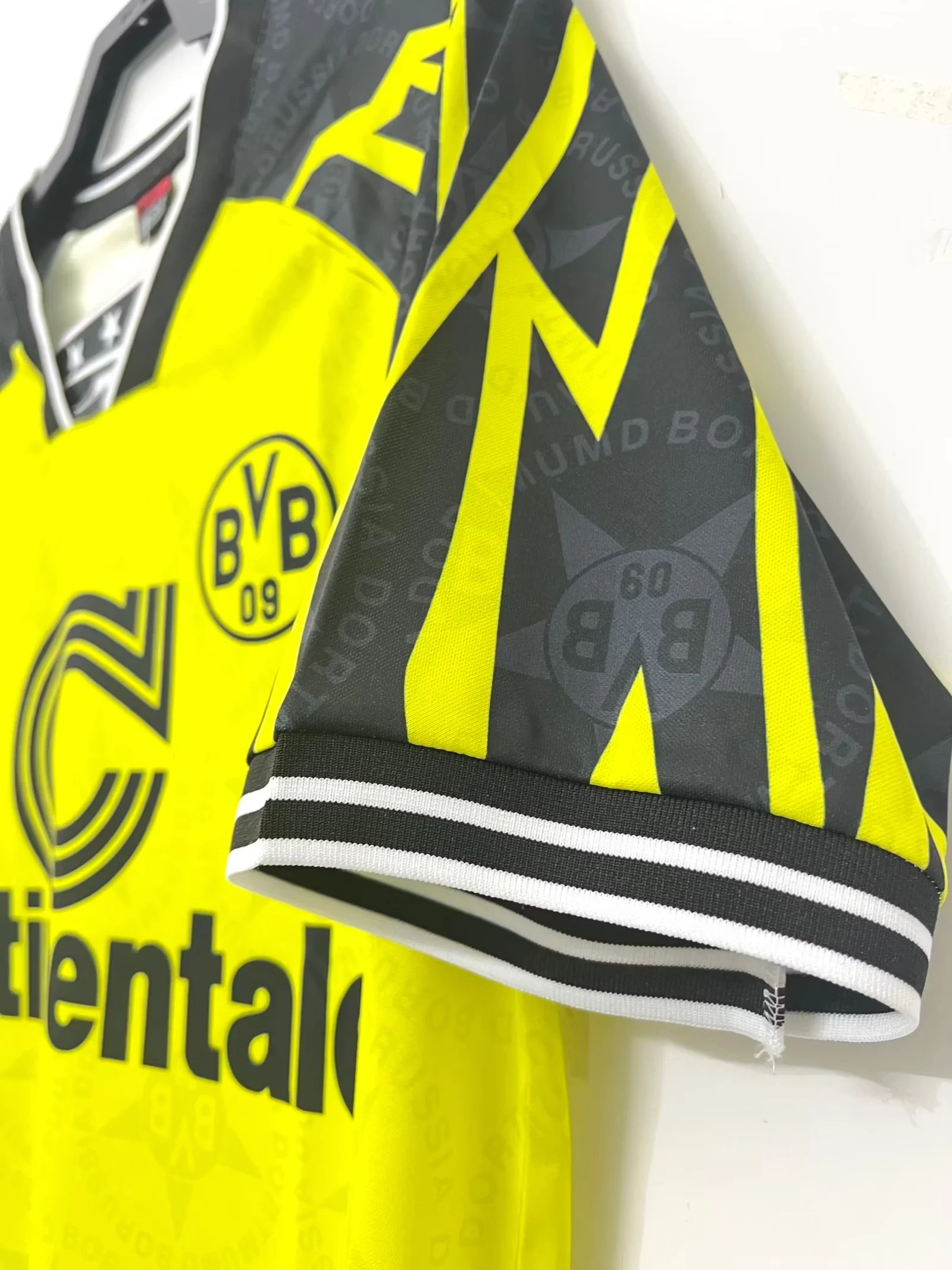 1994-95 Dortmund Home Retro Jersey view 4