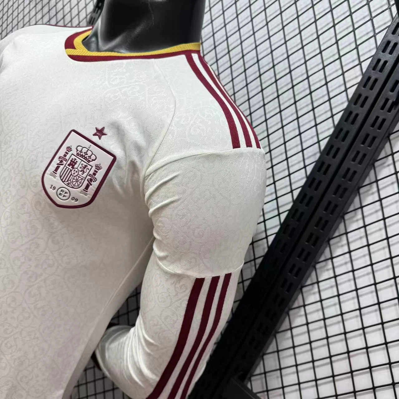 2026-27 Spain Away Long-Sleeve Jersey - Player Version view 8