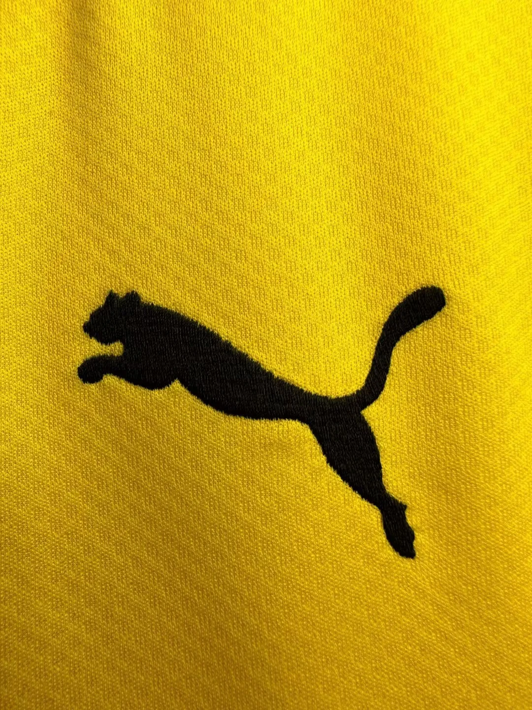 2019-20 Borussia Dortmund Home Retro Jersey view 7