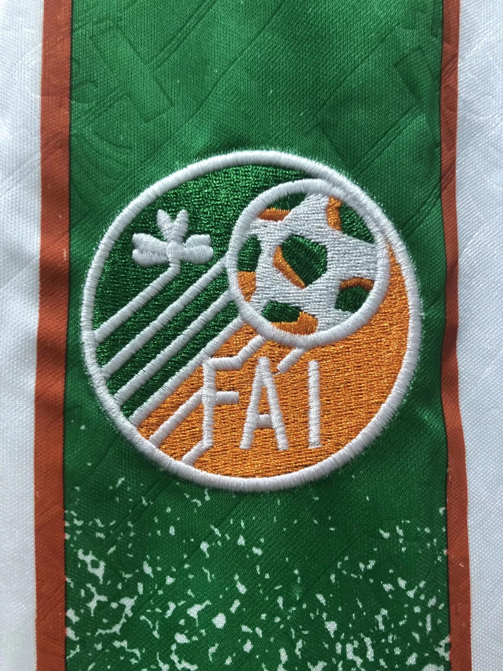 1994 Ireland Away Retro Jersey - with Advertisement view 8
