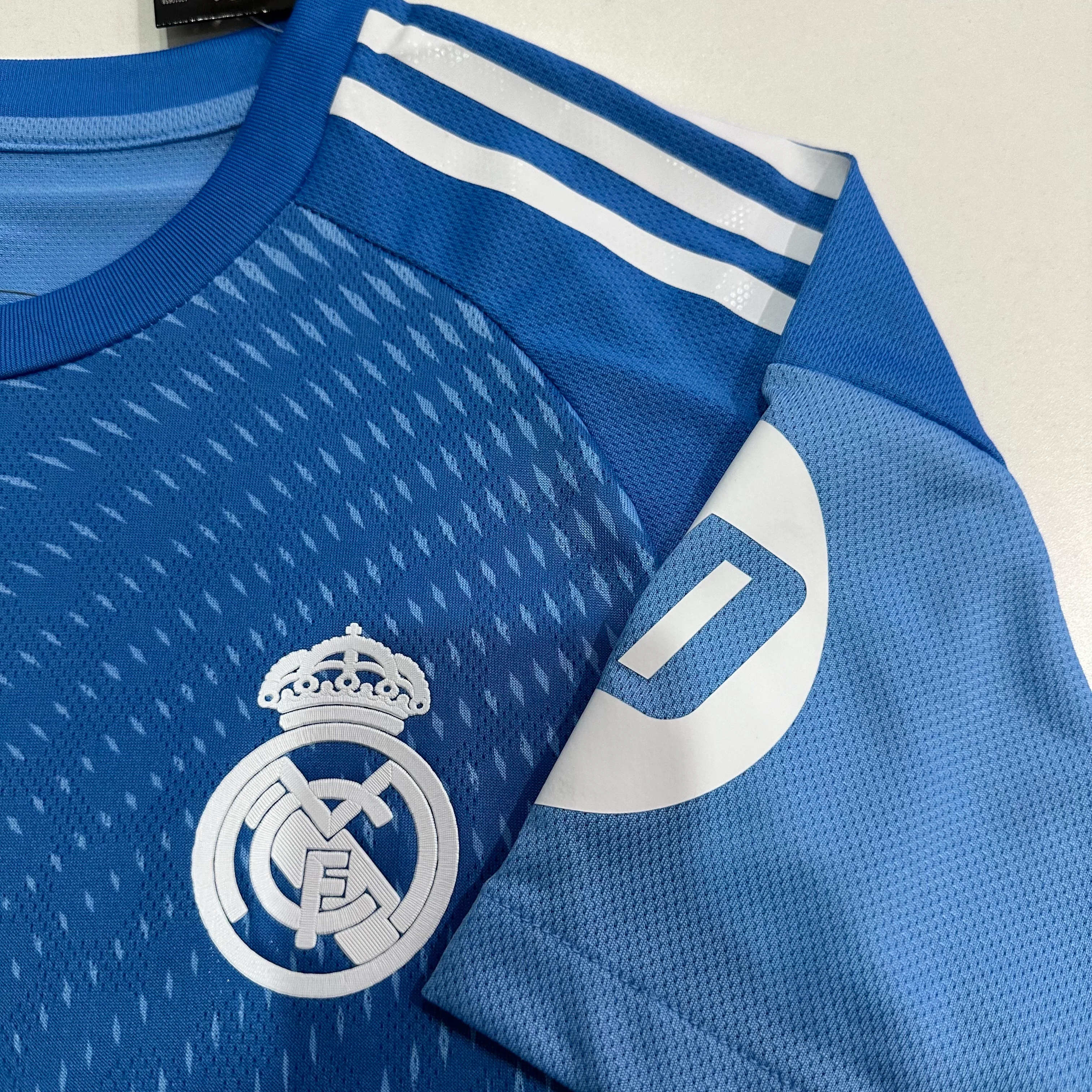 2025-26 Real Madrid Goalkeeper Jersey — Player Version view 3