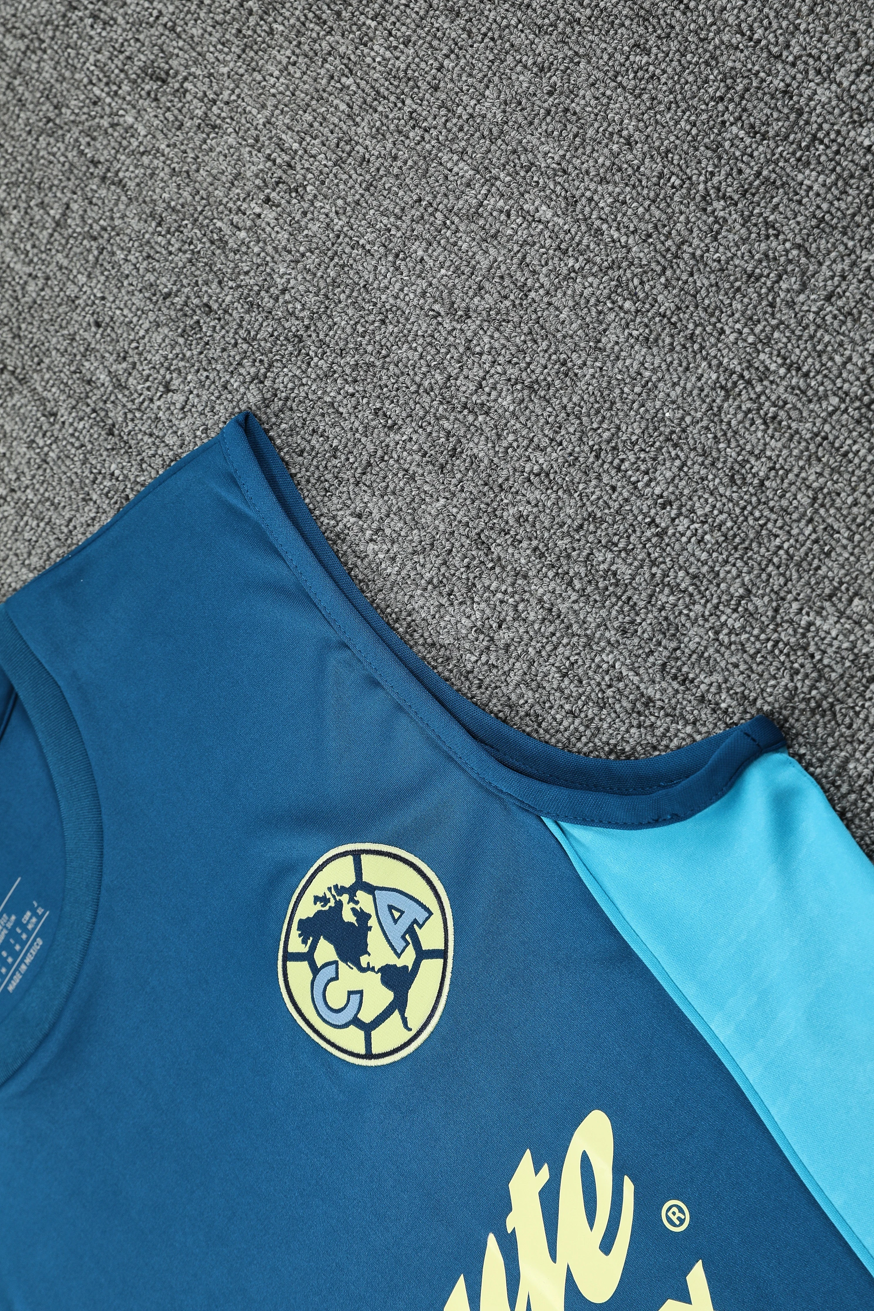 2025-26 Cougars Training Vest Jersey view 6