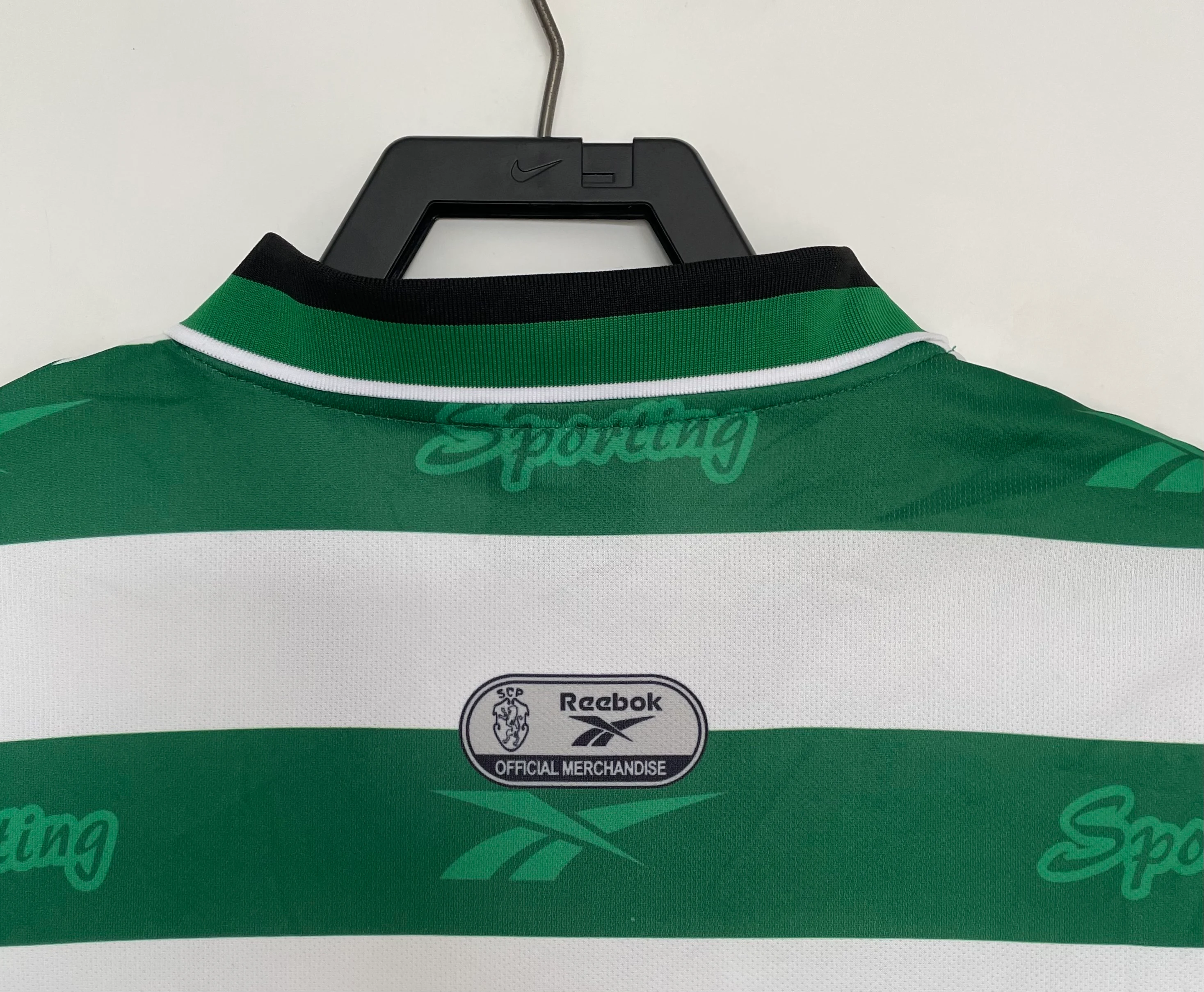 1999-00 Sporting Lisbon Home Retro Jersey view 4