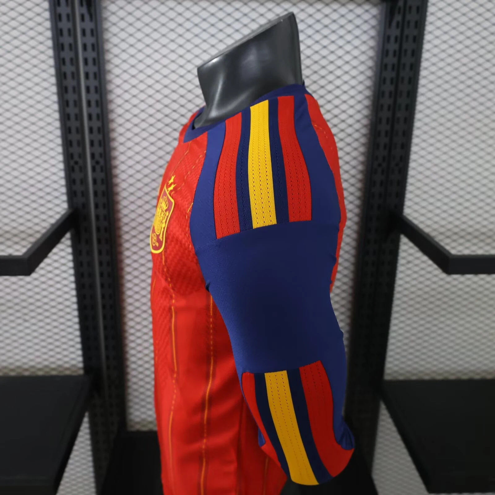 2026-27 Spain Home Long-Sleeve Jersey (with Two Stars) – Player Version view 8