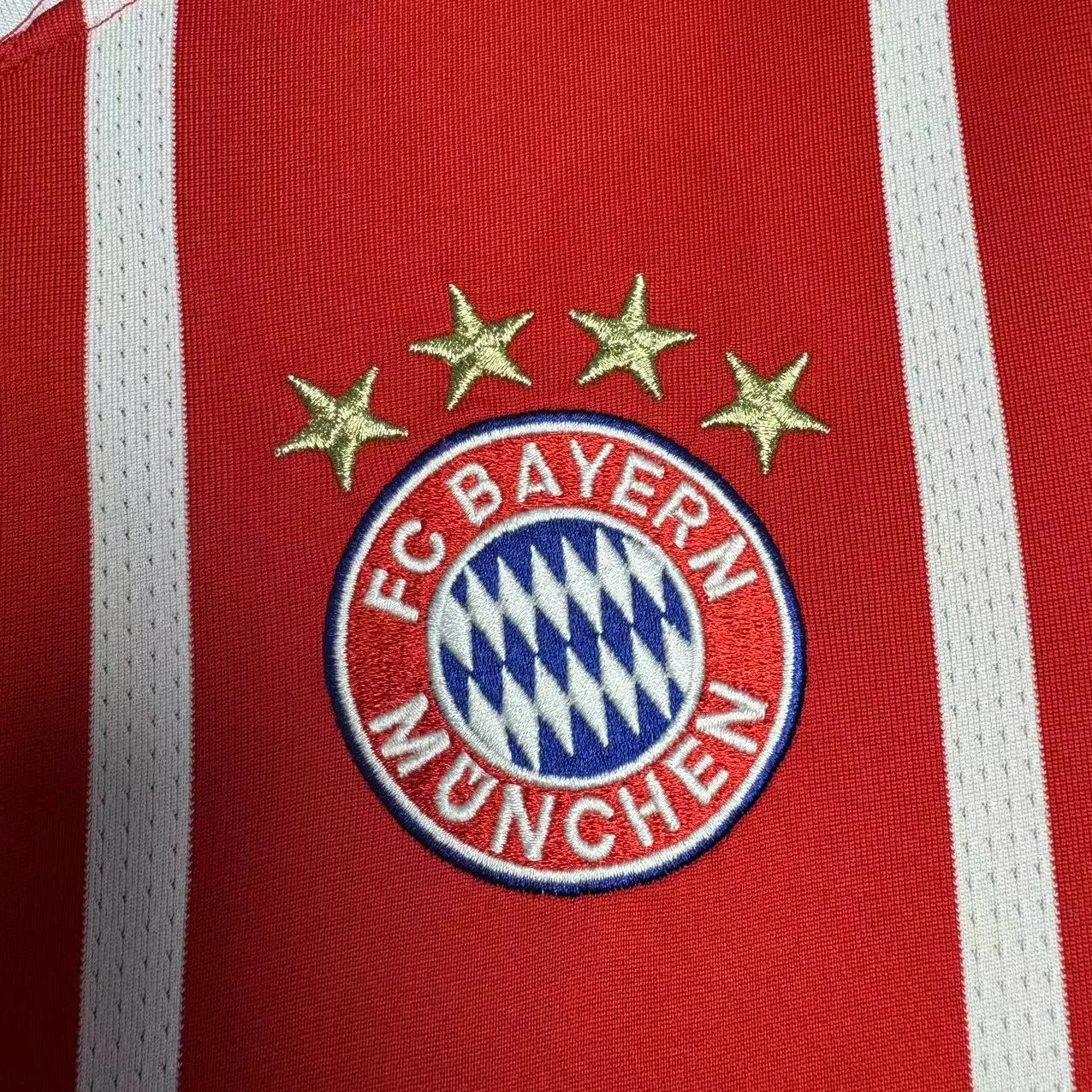 2017-18 Bayern Munich Home Retro Jersey view 6