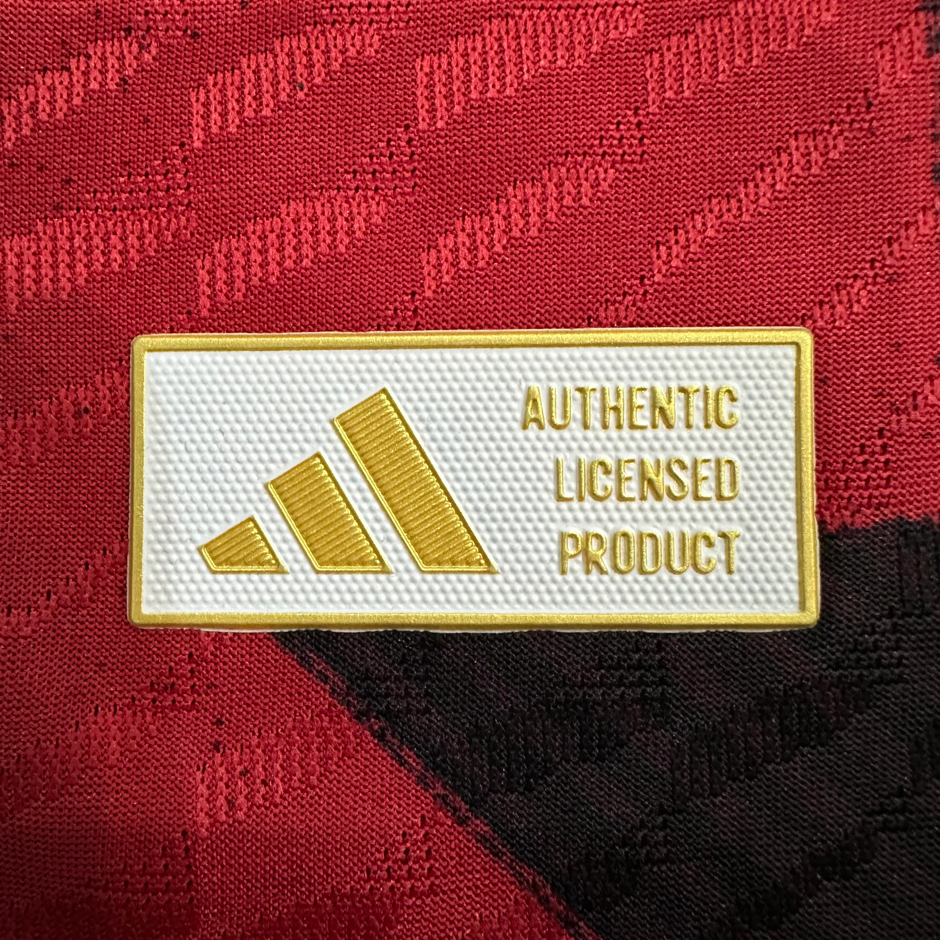 2025-26 Manchester United Training Jersey – Player Version view 7