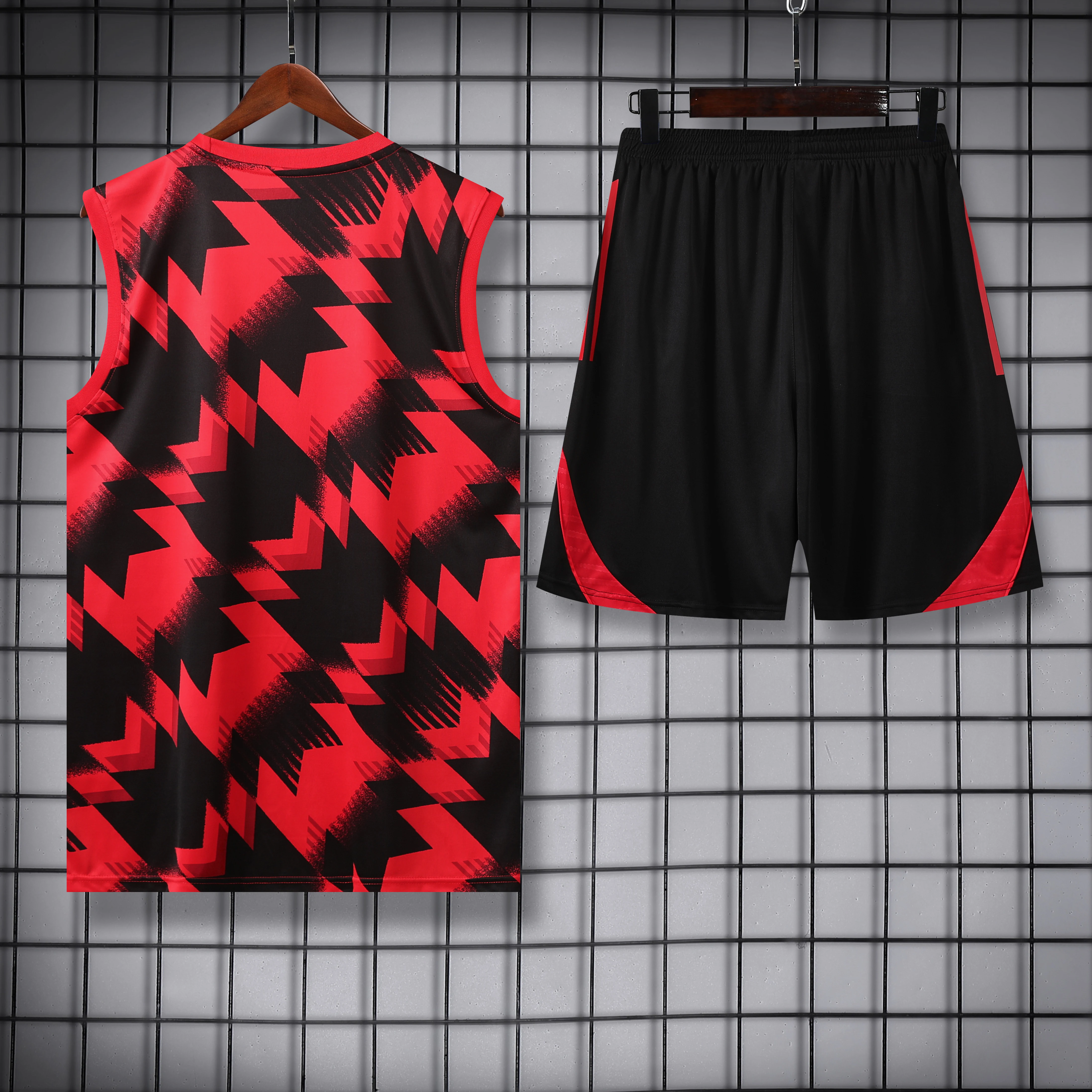 2025-26 Manchester United training vest jersey view 2
