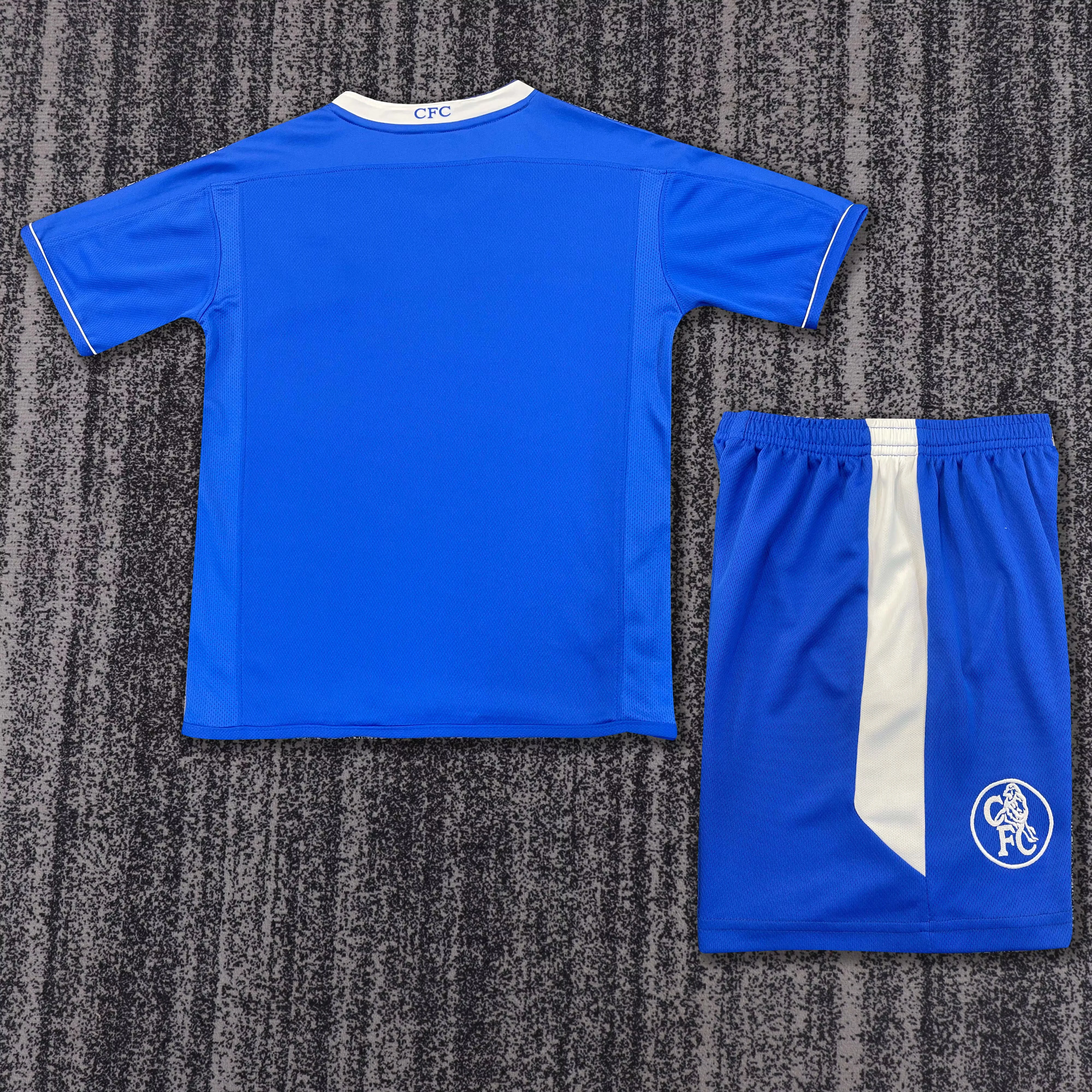 2003-05 Chelsea Home Retro Shirt - Kids view 2